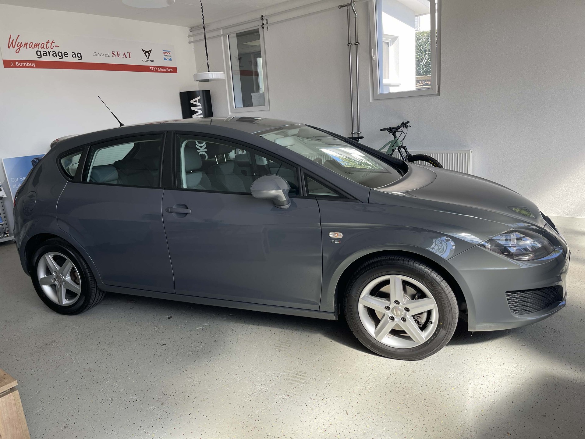 SEAT Leon 1.4 TSI Reference-image-6