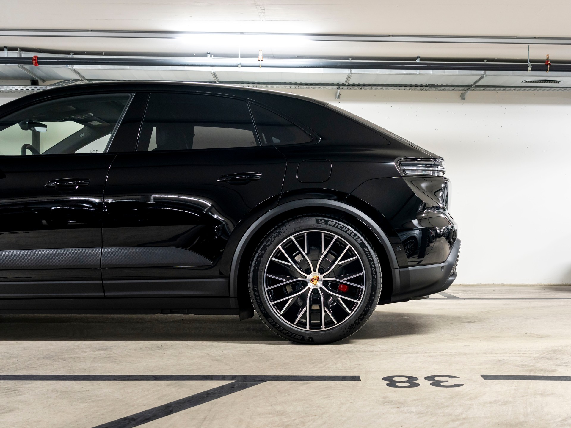 PORSCHE Macan 4S 100kWh-image-7