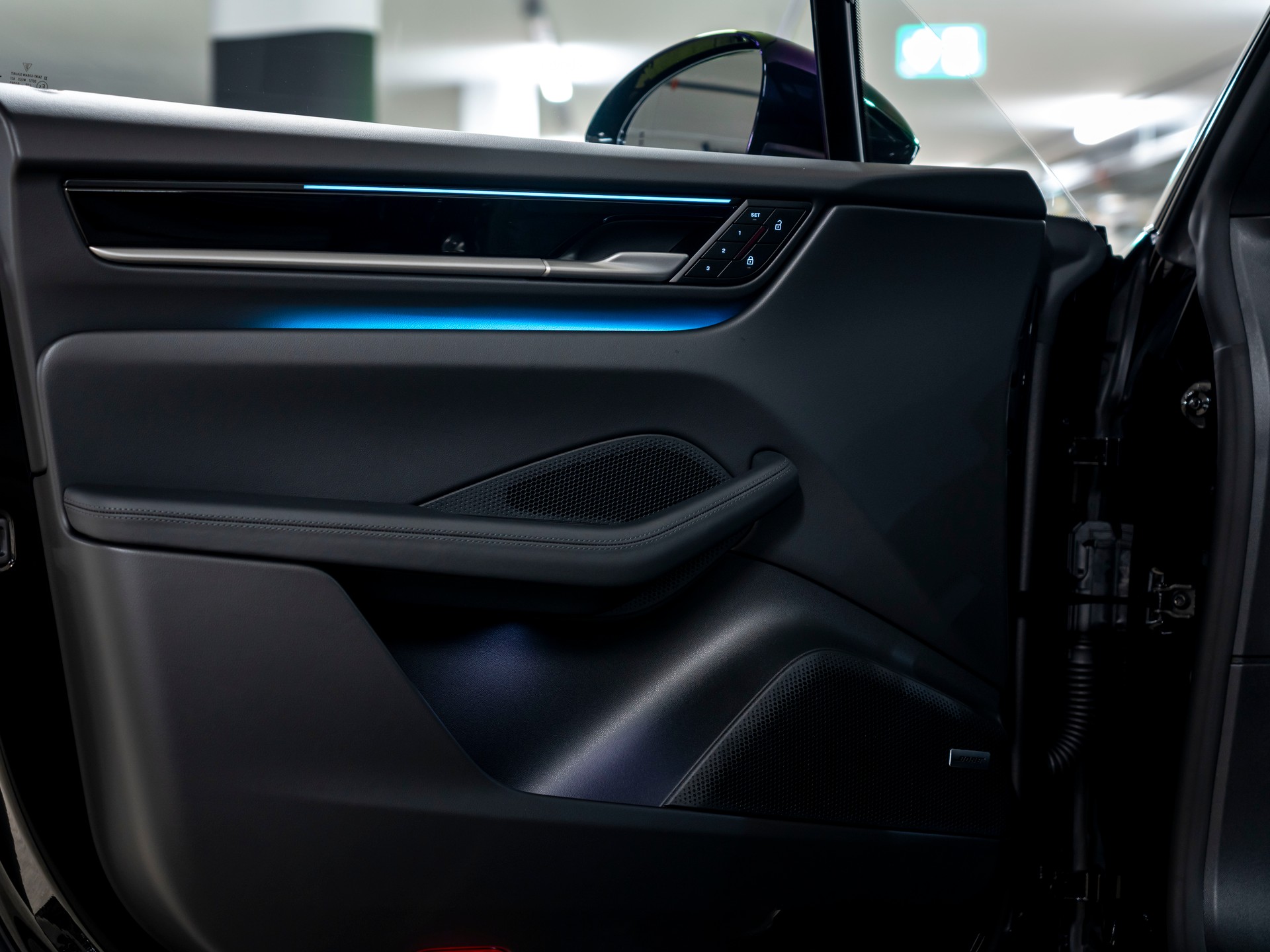PORSCHE Macan 4S 100kWh-image-18