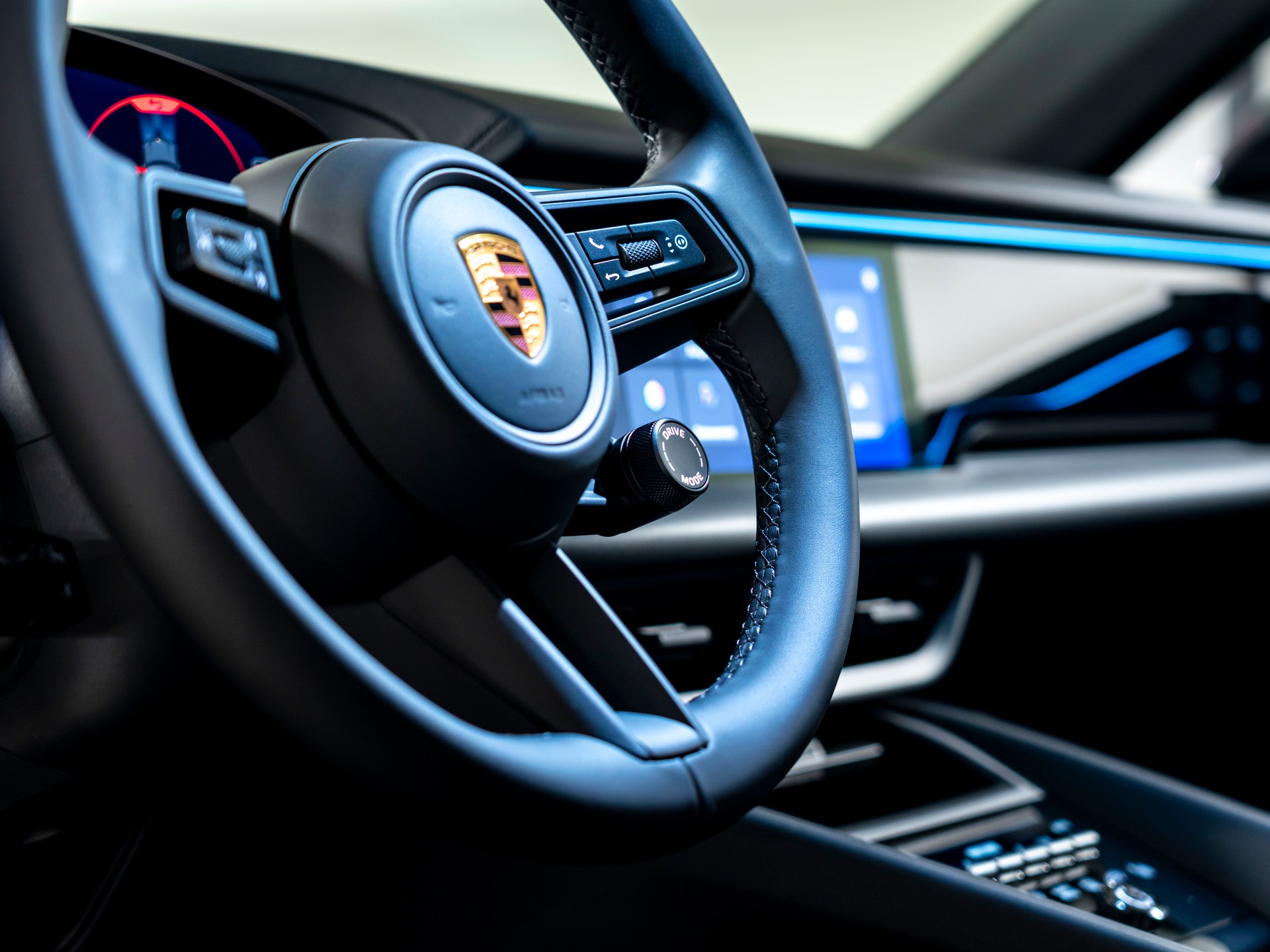 PORSCHE Macan 4S 100kWh-image-11