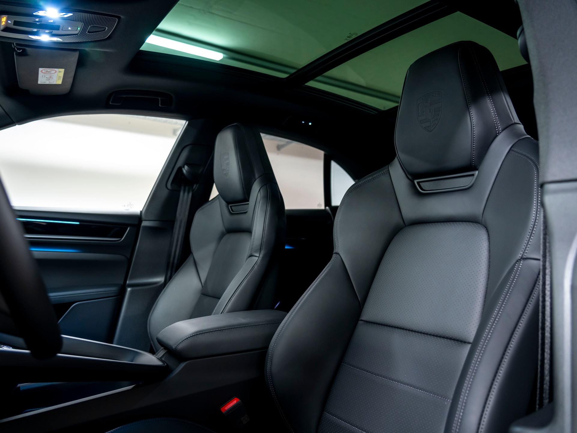PORSCHE Macan 4S 100kWh-image-12