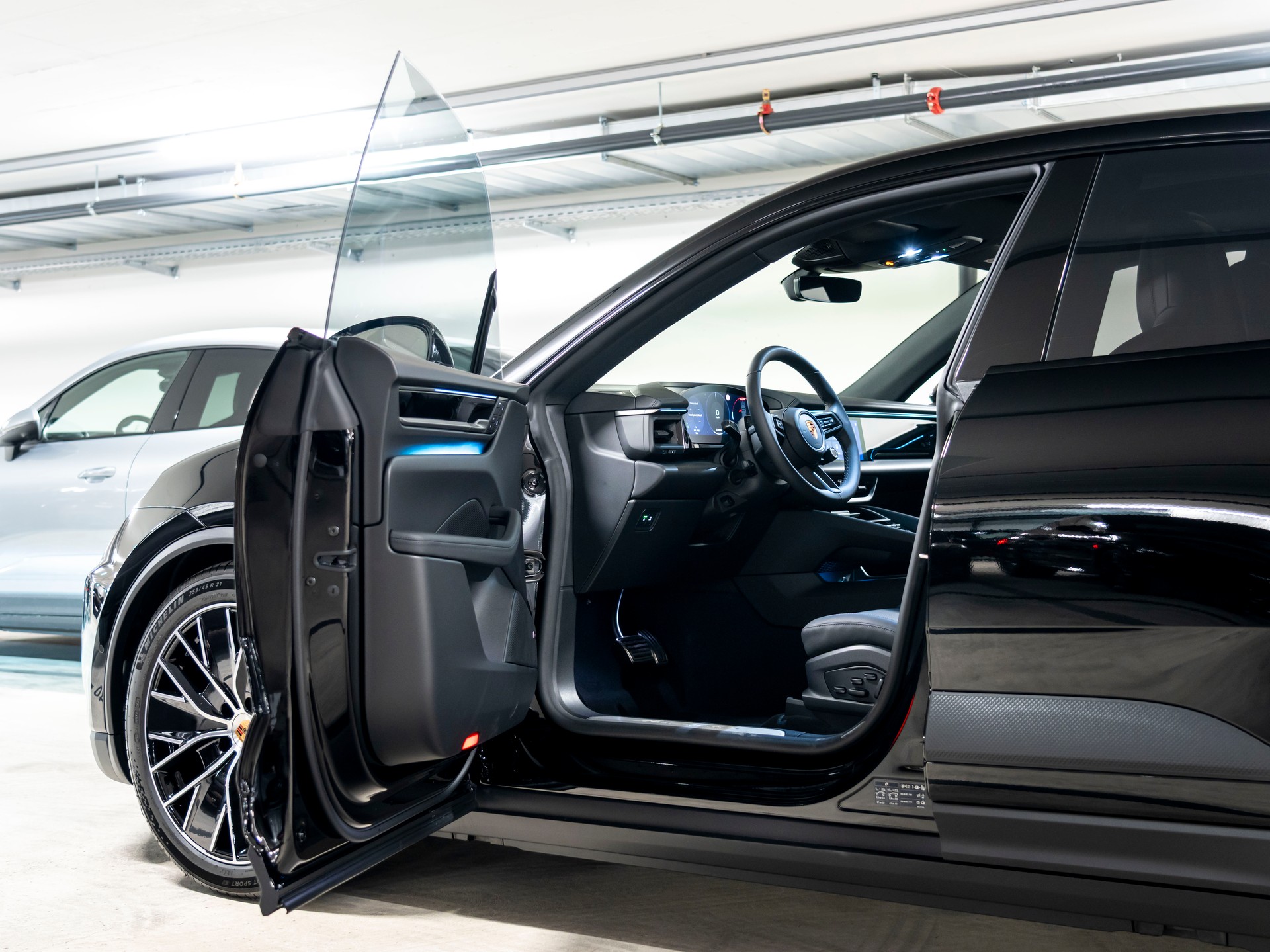 PORSCHE Macan 4S 100kWh-image-16