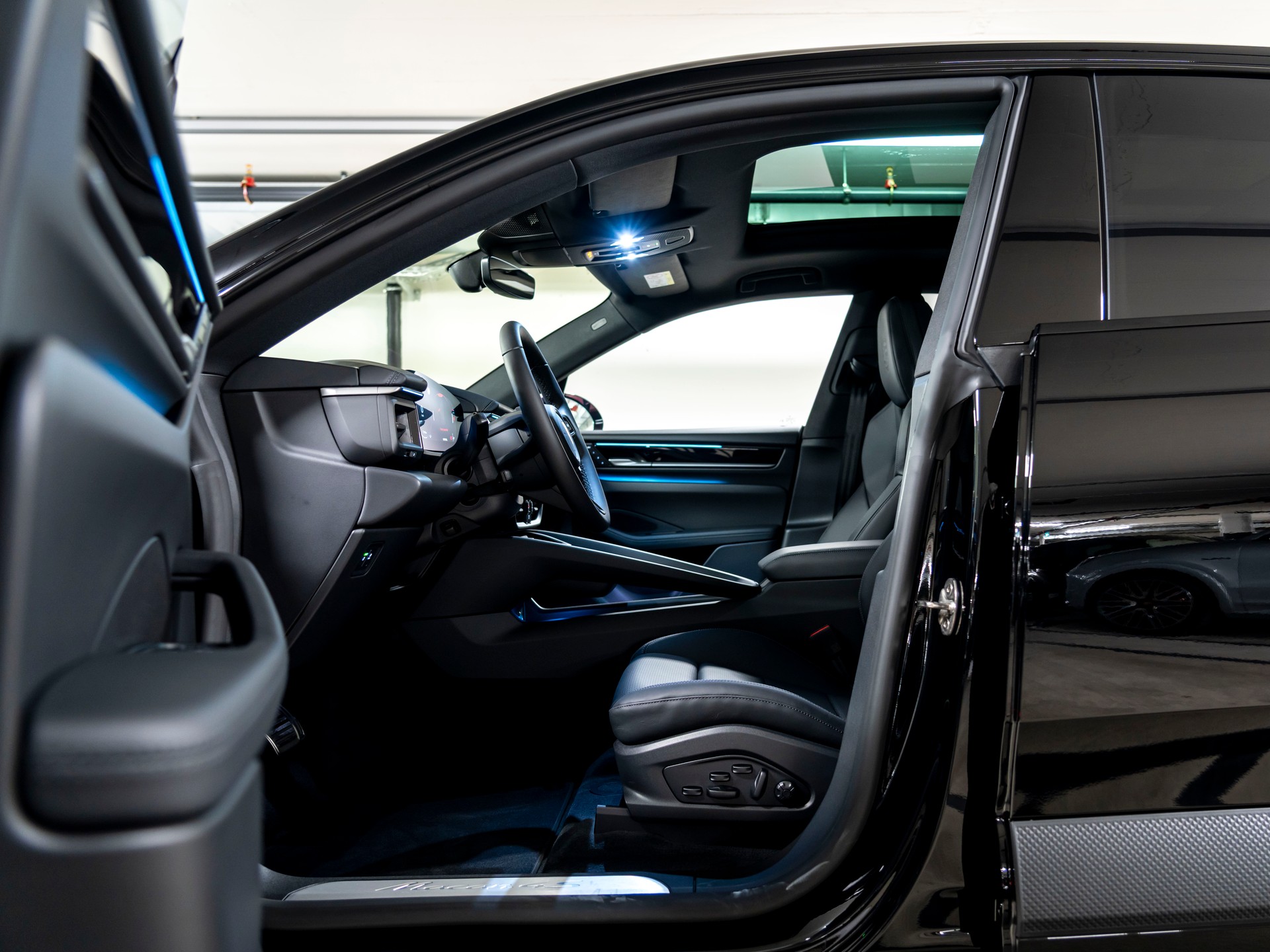 PORSCHE Macan 4S 100kWh-image-17