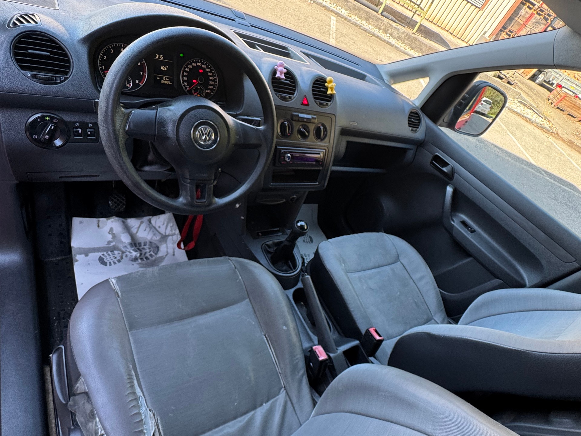 VW Caddy 1.2 TSI-image-5