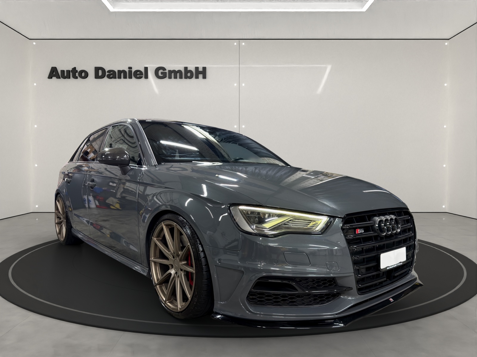 AUDI S3 Sportback 2.0 TFSI quattro S-tronic-image-3