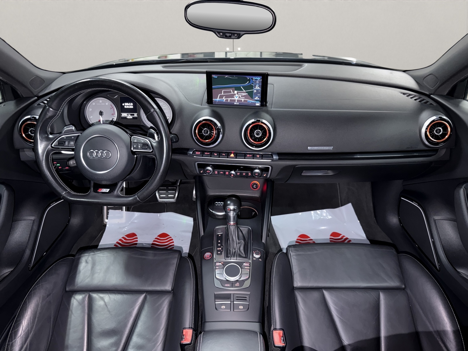 AUDI S3 Sportback 2.0 TFSI quattro S-tronic-image-11