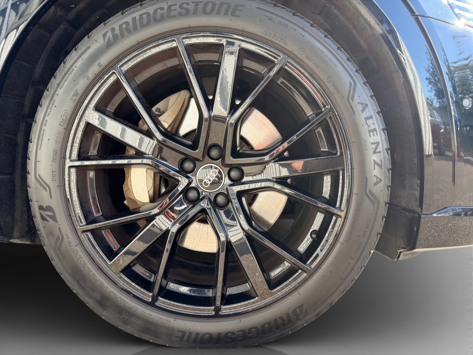 AUDI e-tron 55 Sportback S Line Black Edition quattro-image-14