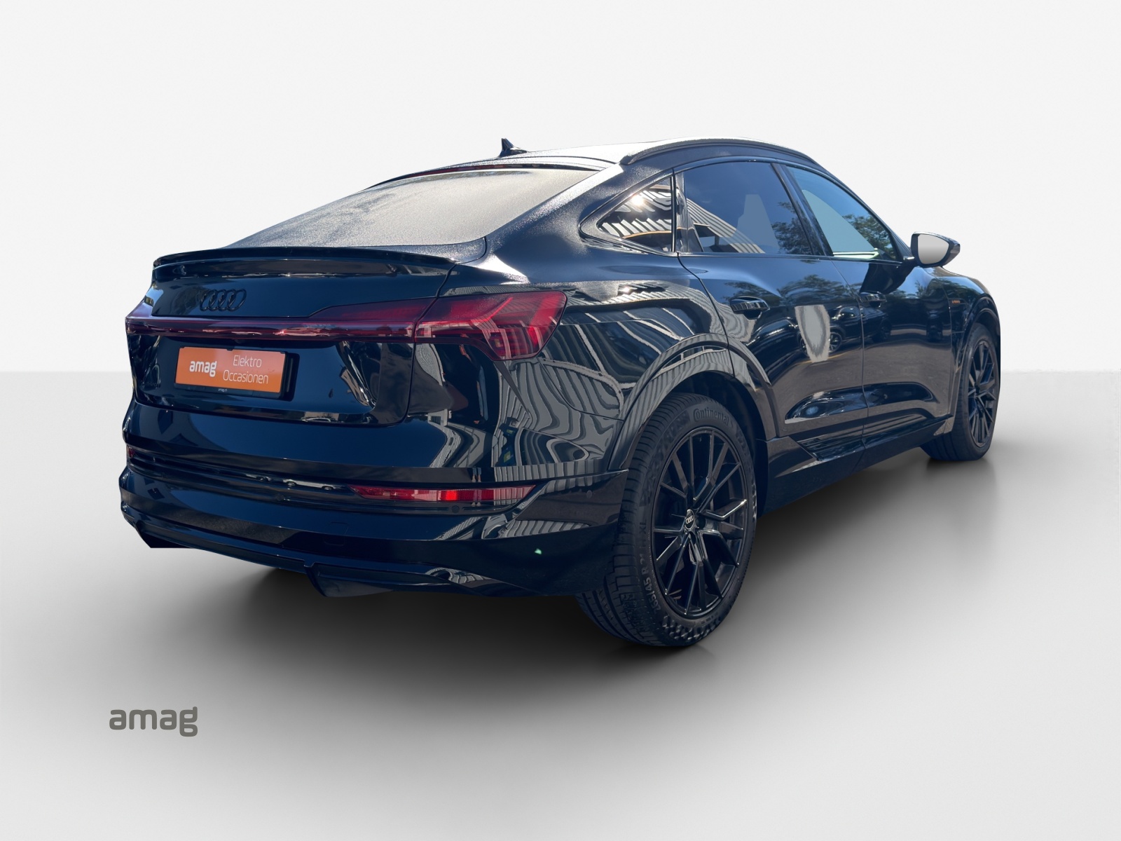 AUDI e-tron 55 Sportback S Line Black Edition quattro-image-5
