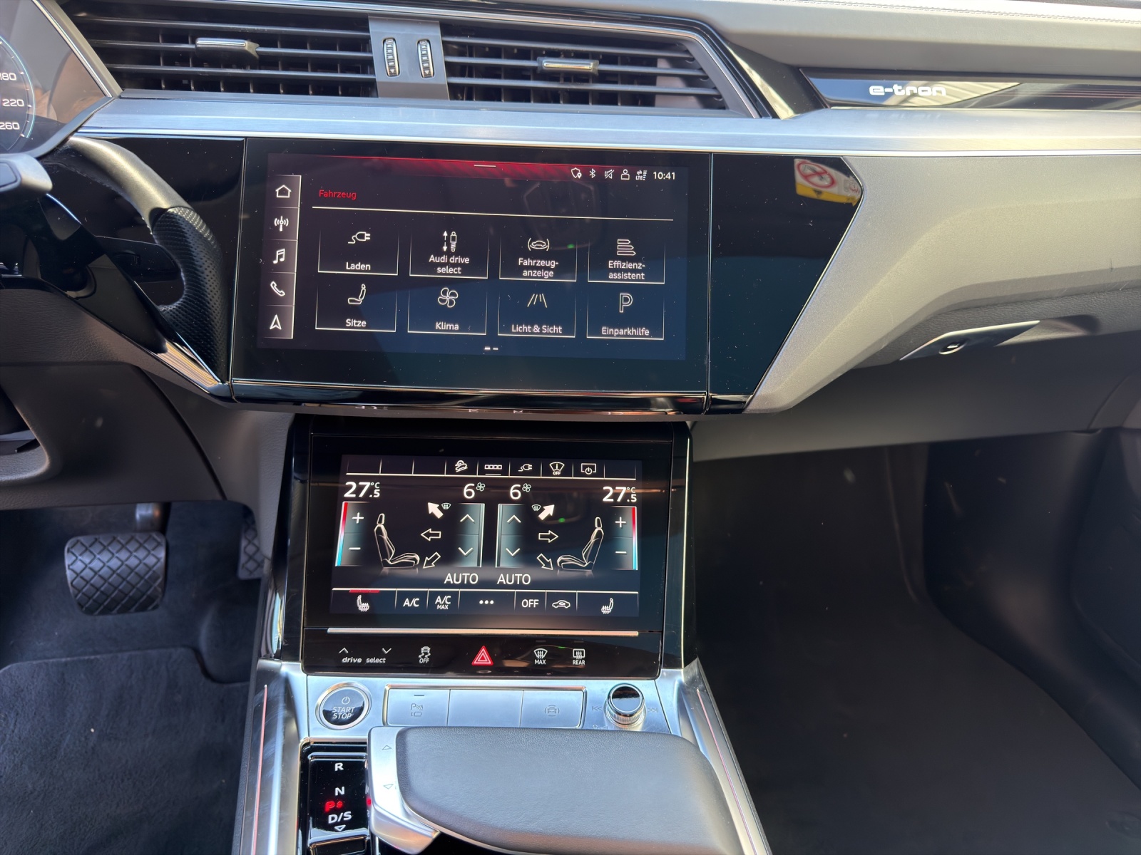 AUDI e-tron 55 Sportback S Line Black Edition quattro-image-11