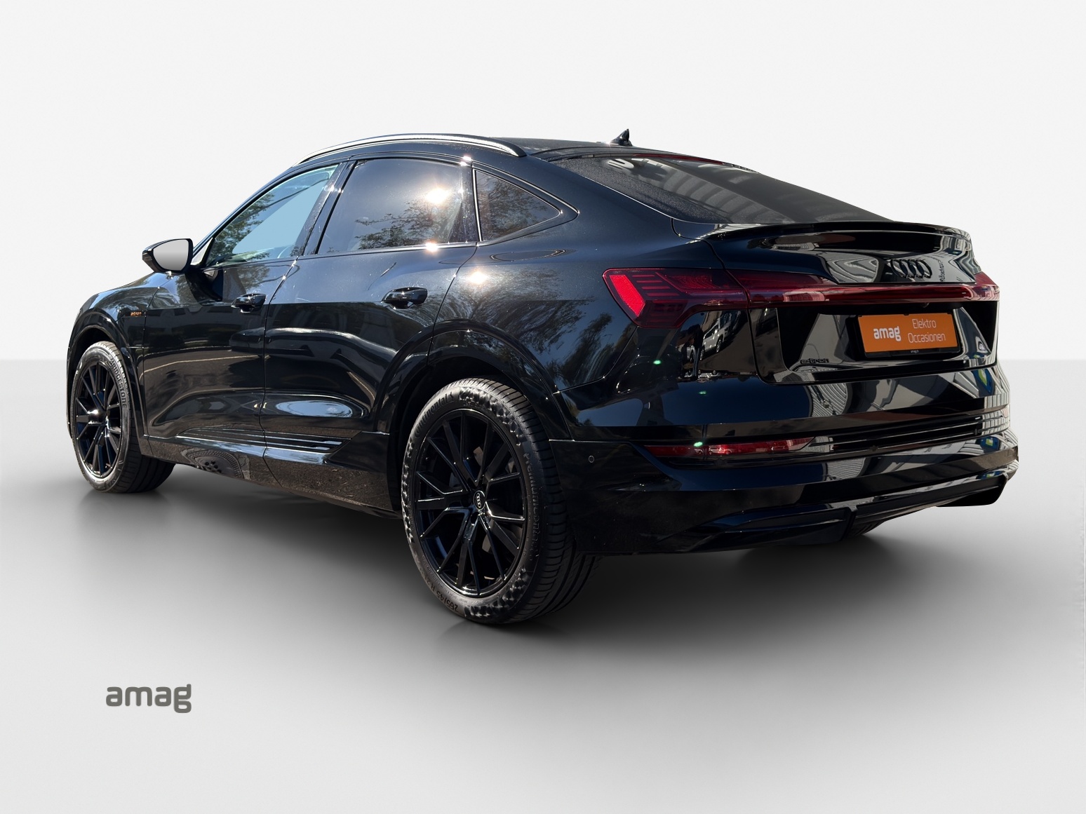 AUDI e-tron 55 Sportback S Line Black Edition quattro-image-2
