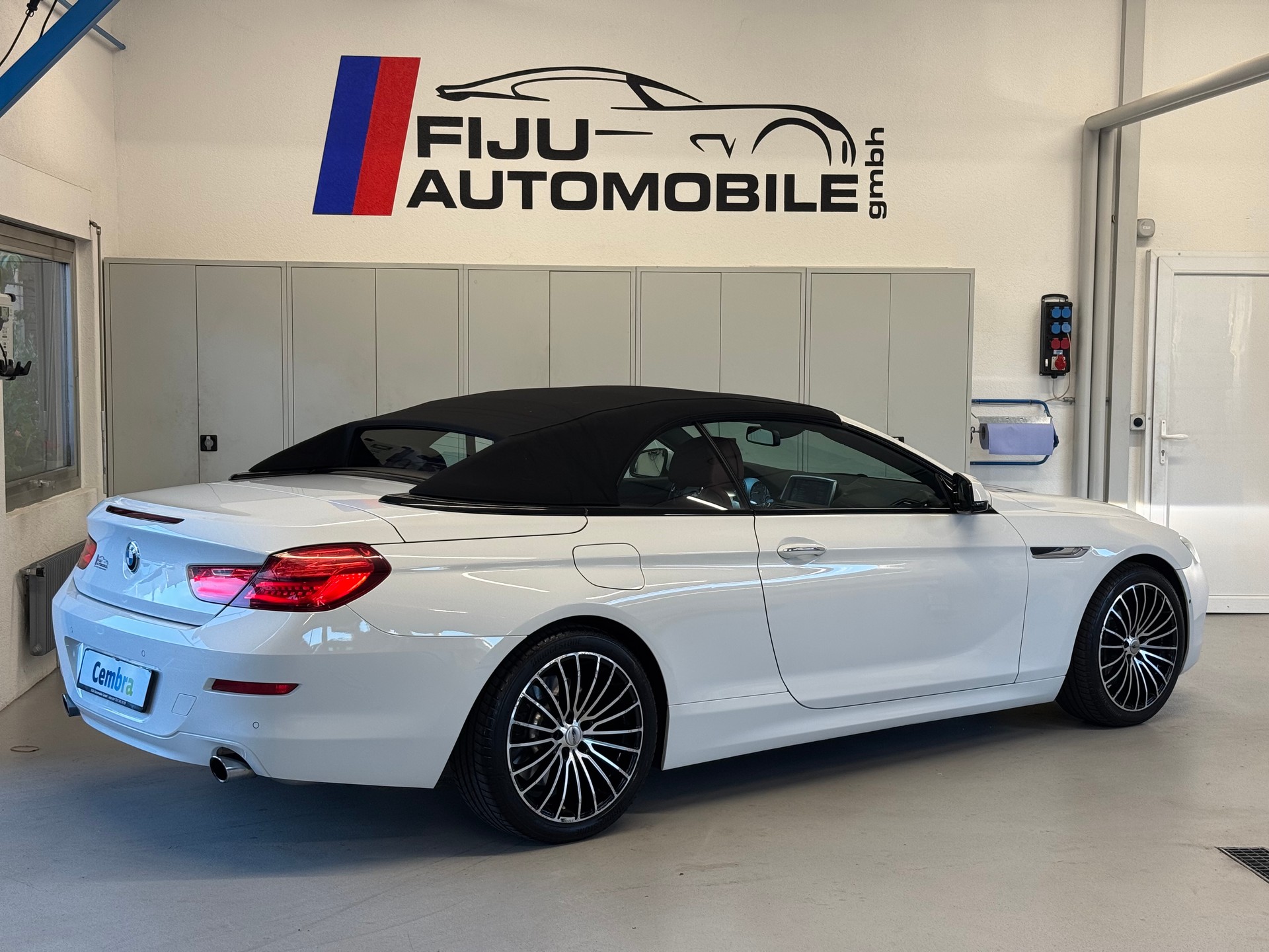 BMW 640i Cabrio-image-14