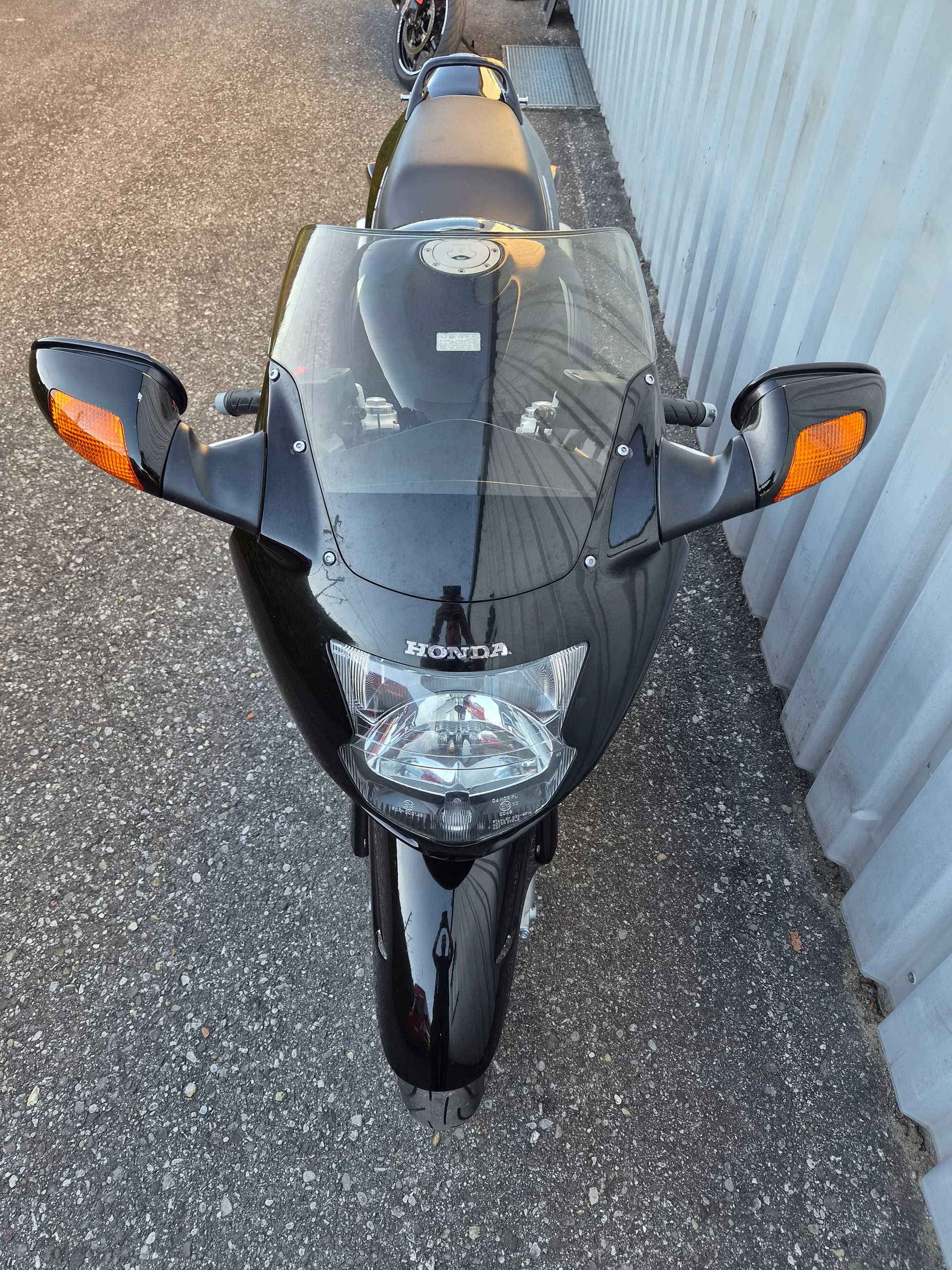 HONDA CBR 1100 X V/W KUNDENAUFTRAG-showroom-element-3