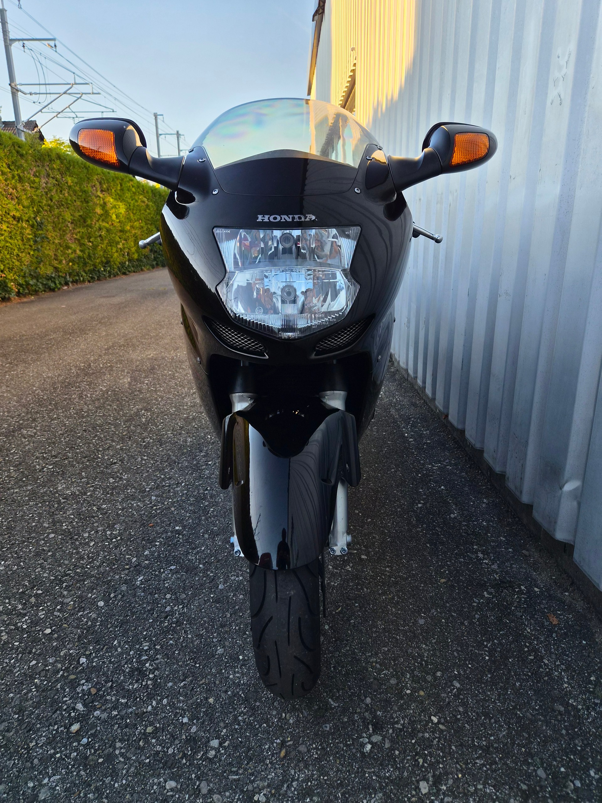 HONDA CBR 1100 X V/W KUNDENAUFTRAG-showroom-element-2