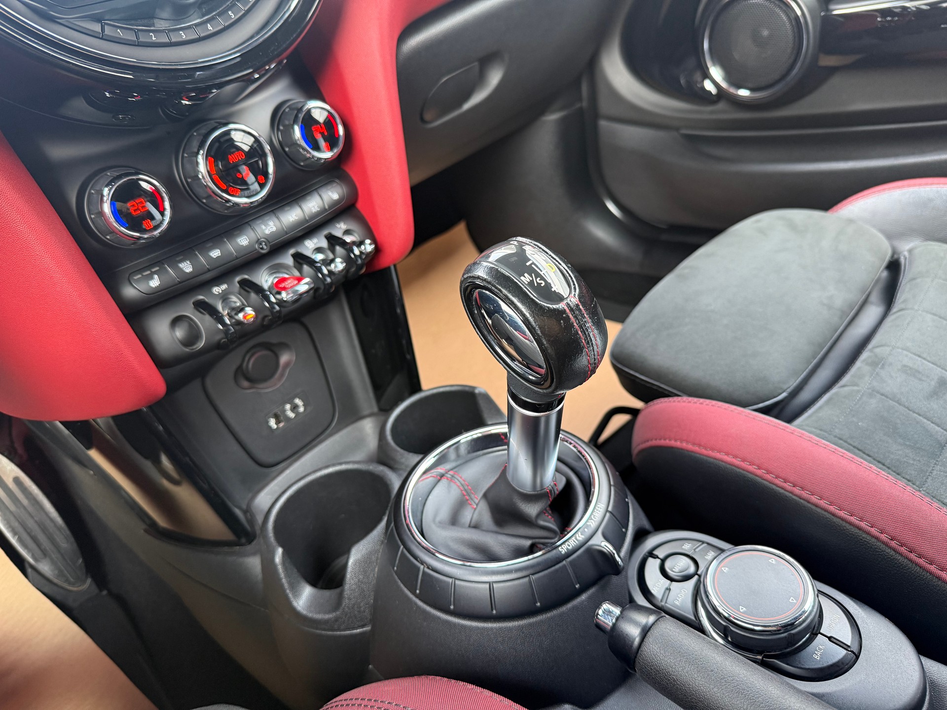 MINI Cooper John Cooper Works Steptronic *AB MFK *Automat *Start/Stop *Tempomat/Bremsfunktion *Keyless Start-image-10