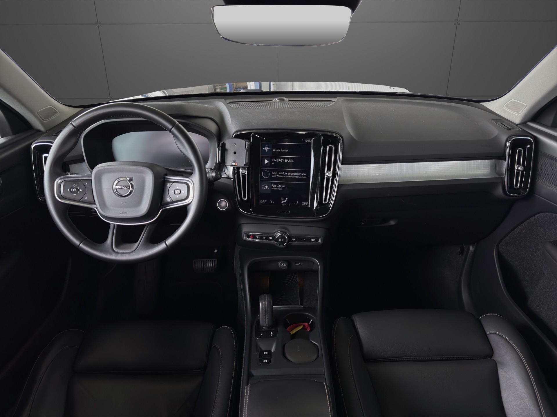 VOLVO XC40 T5 AWD Momentum Geartronic-image-11