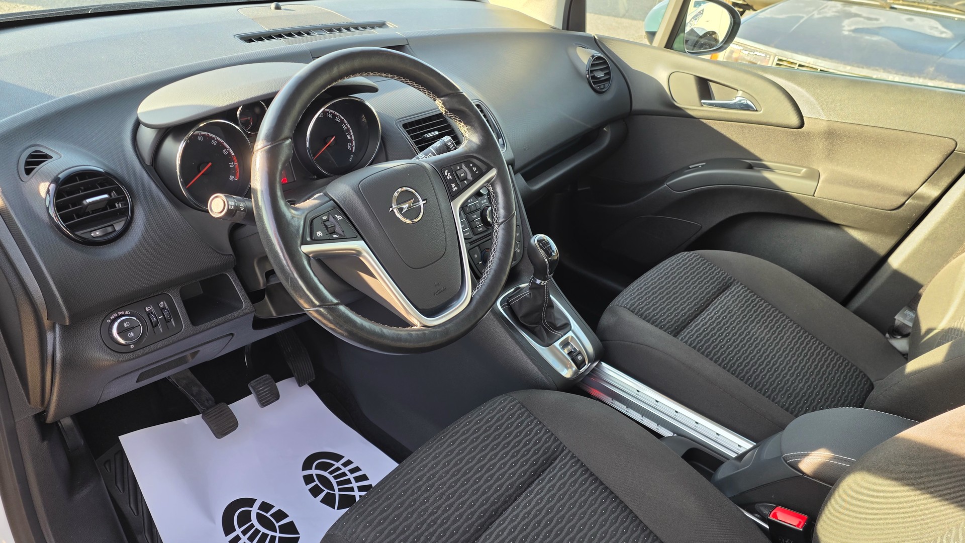 OPEL Meriva 1.4 Turbo Drive-image-8