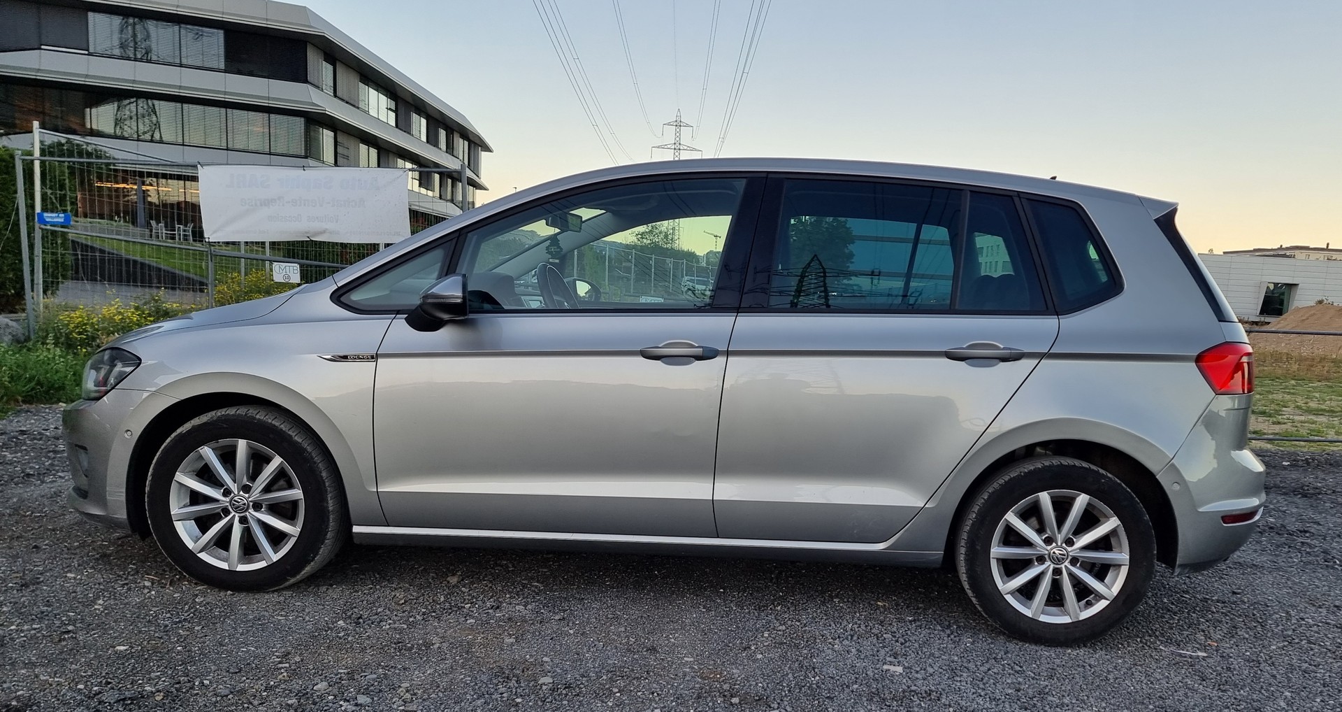 VW Golf Sportsvan 1.4 TSI Highline DSG-image-4