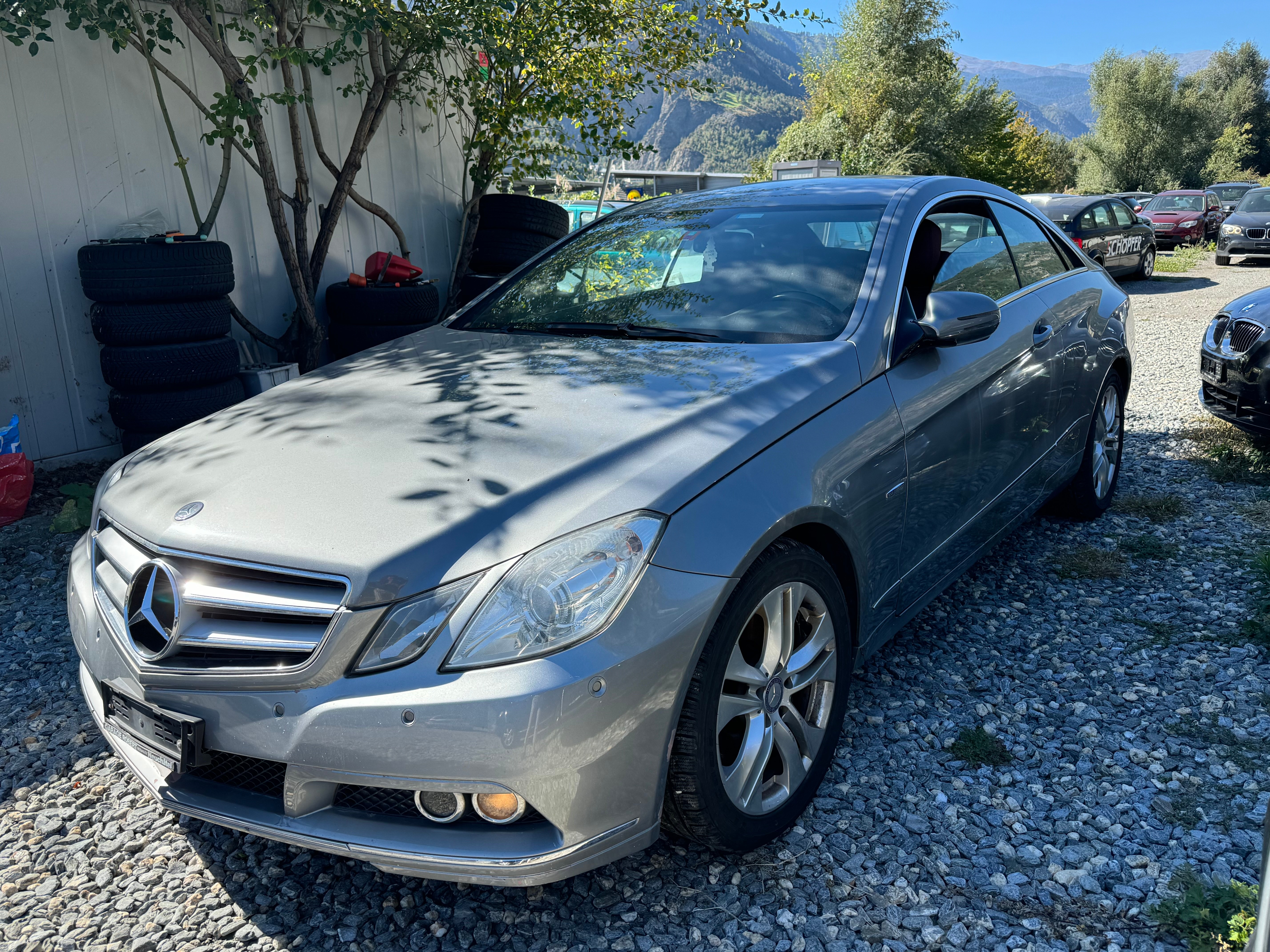 Car photo