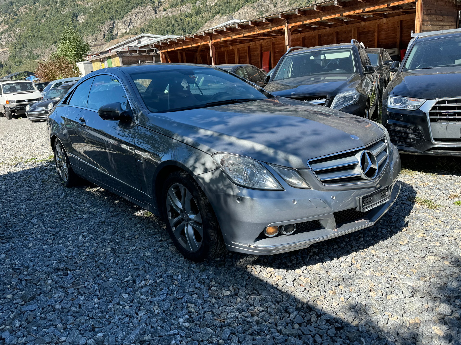 MERCEDES-BENZ E 350 CDI BlueEfficiency 7G-Tronic-image-2