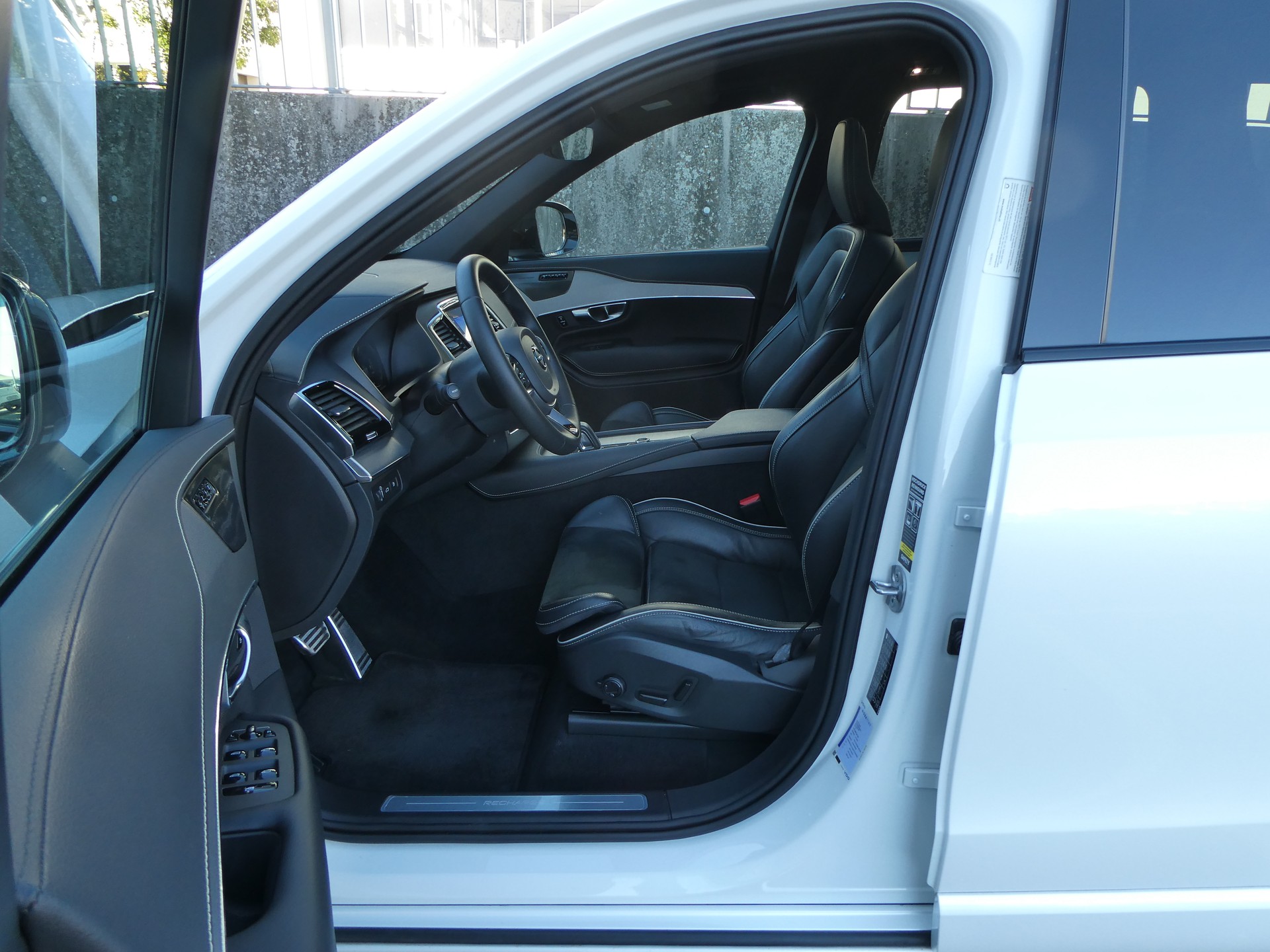VOLVO XC90 T8 eAWD PluginHybrid Plus Dark Geartronic-image-8