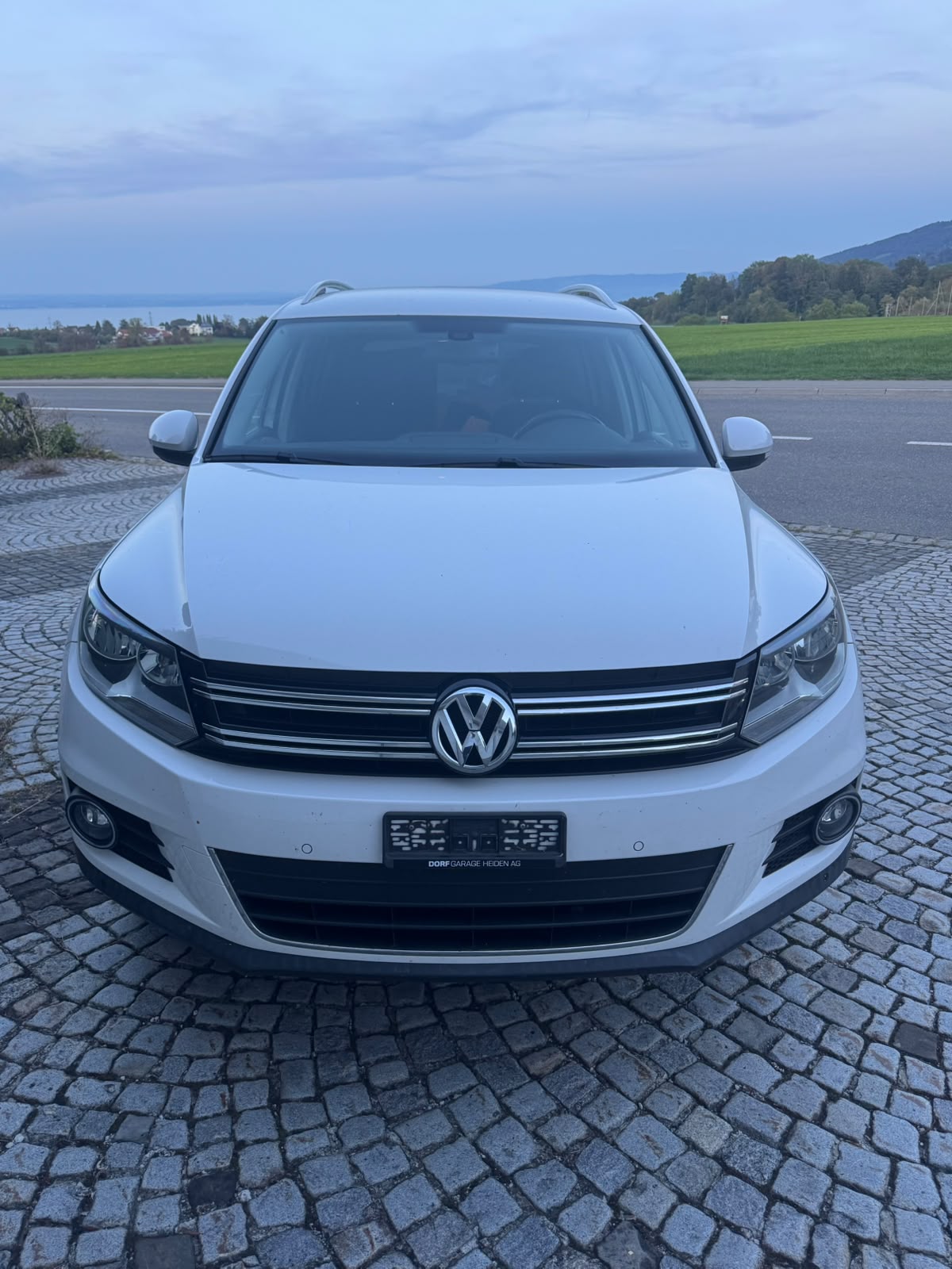 VW Tiguan 2.0 TSI Sport&Style 4Motion-image-1