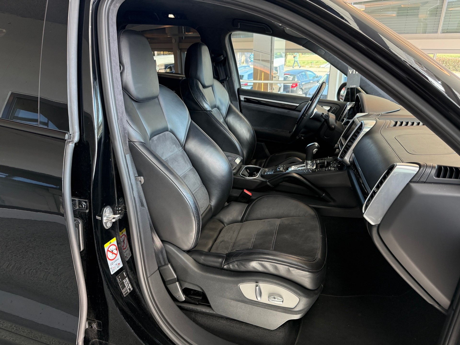 PORSCHE Cayenne GTS-image-12