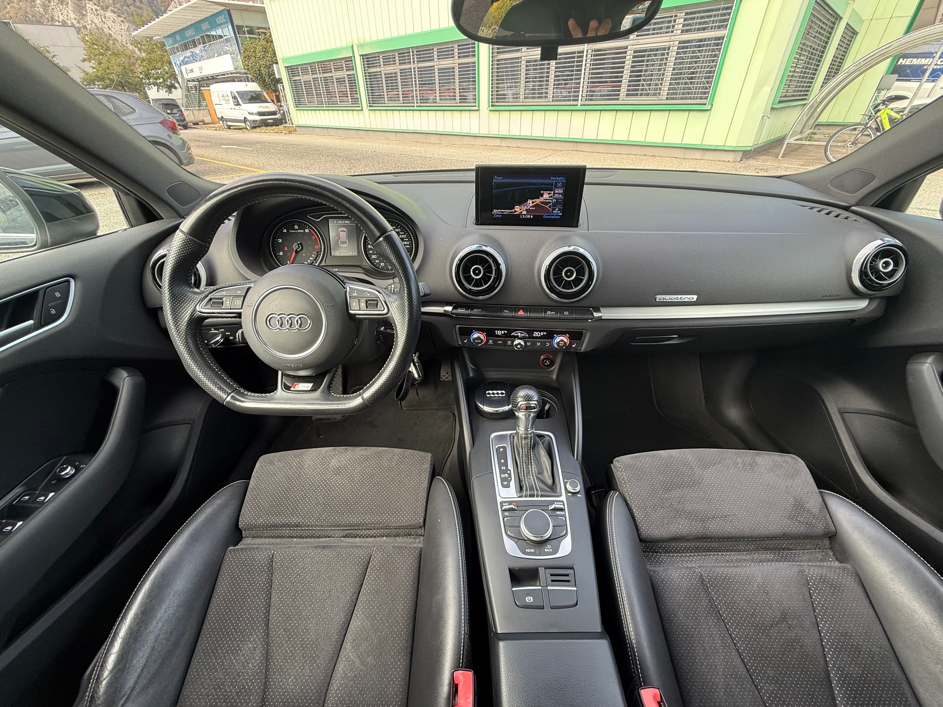 AUDI A3 Sportback 1.8 TFSI Ambition quattro S-tronic S-Line, AHK ab Werk-image-8