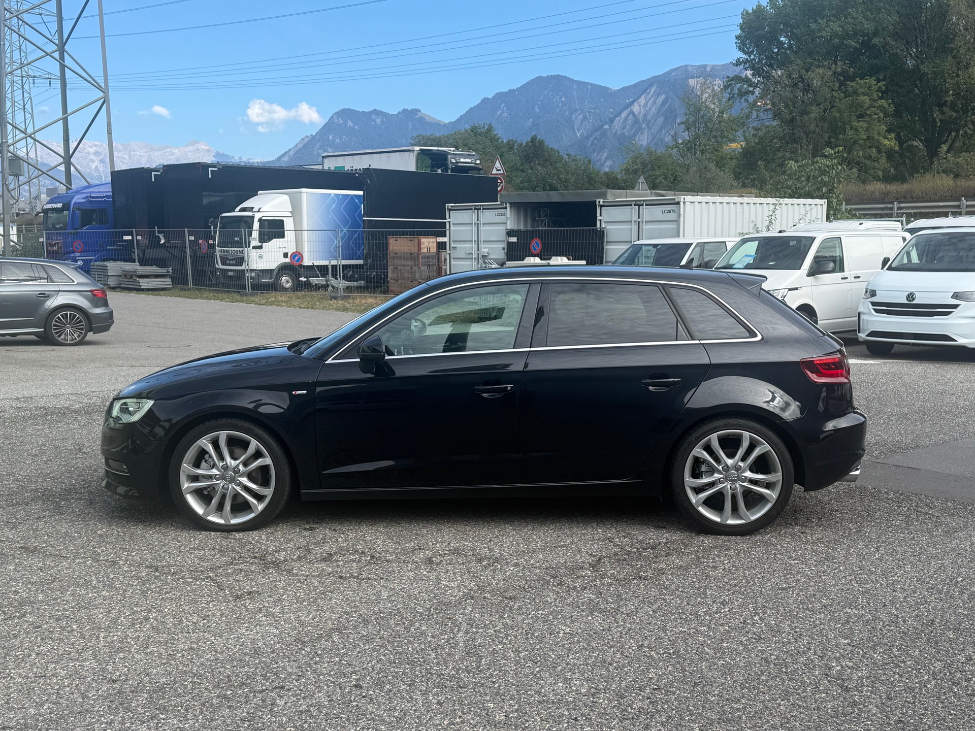 AUDI A3 Sportback 1.8 TFSI Ambition quattro S-tronic S-Line, AHK ab Werk-image-7