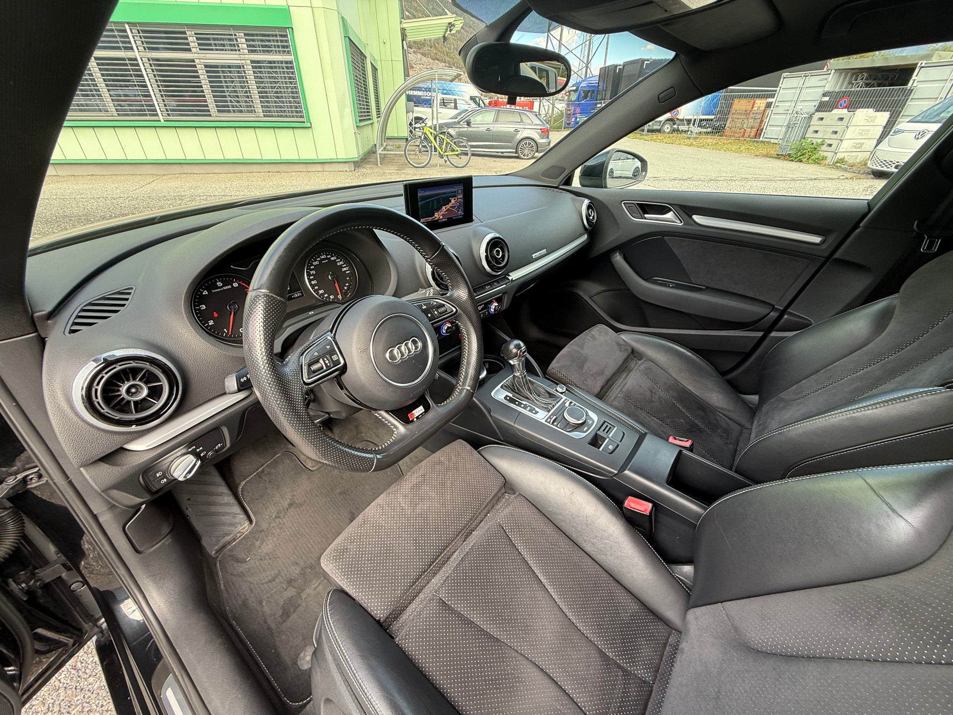 AUDI A3 Sportback 1.8 TFSI Ambition quattro S-tronic S-Line, AHK ab Werk-image-9