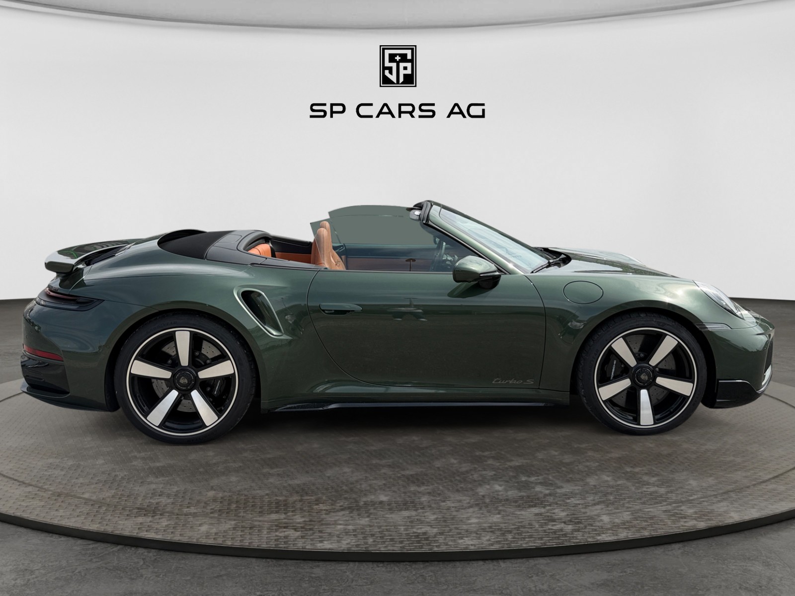 PORSCHE 911 Turbo S Cabriolet-image-5