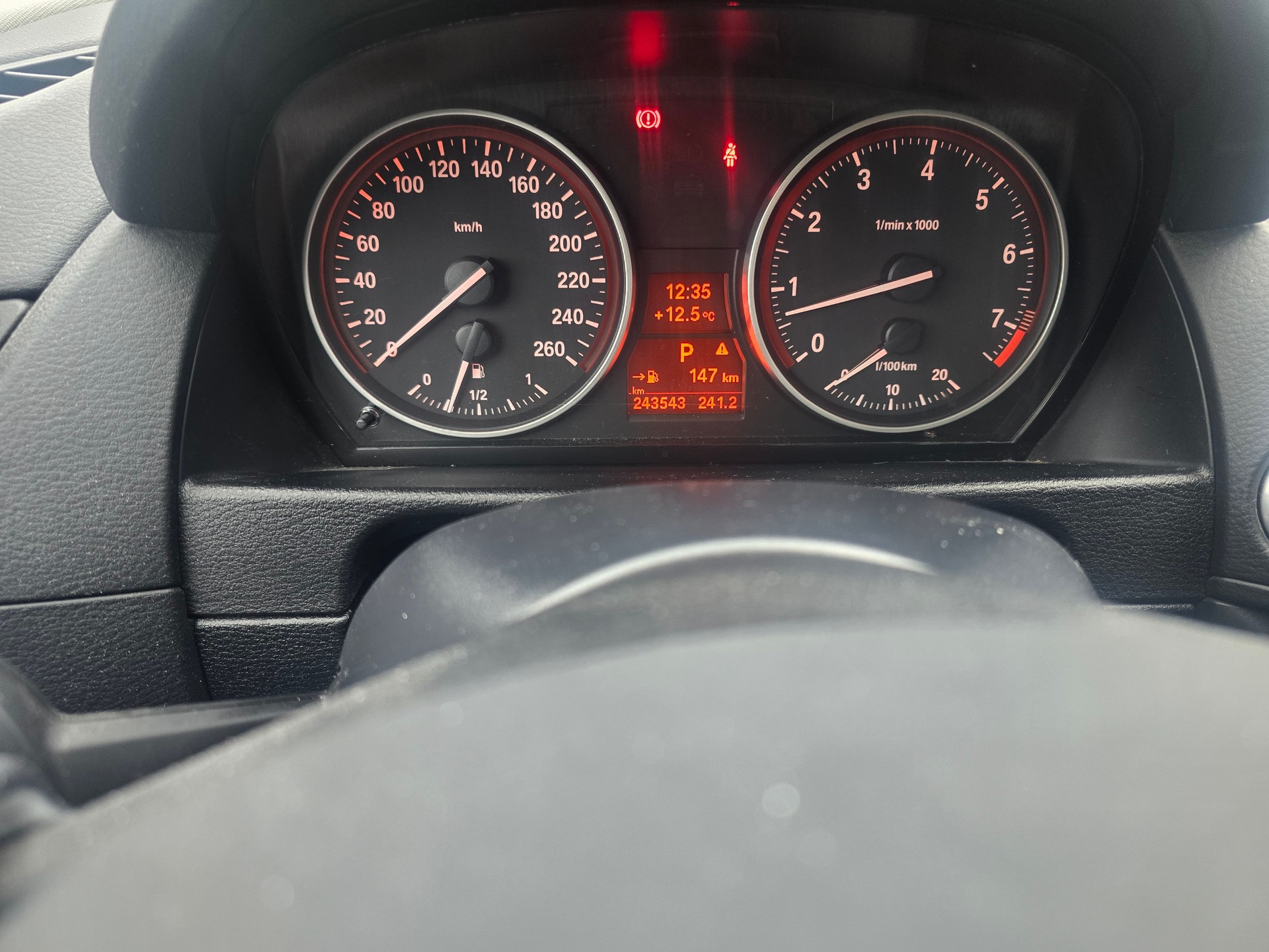 BMW X1 xDrive 28i Steptronic-image-13