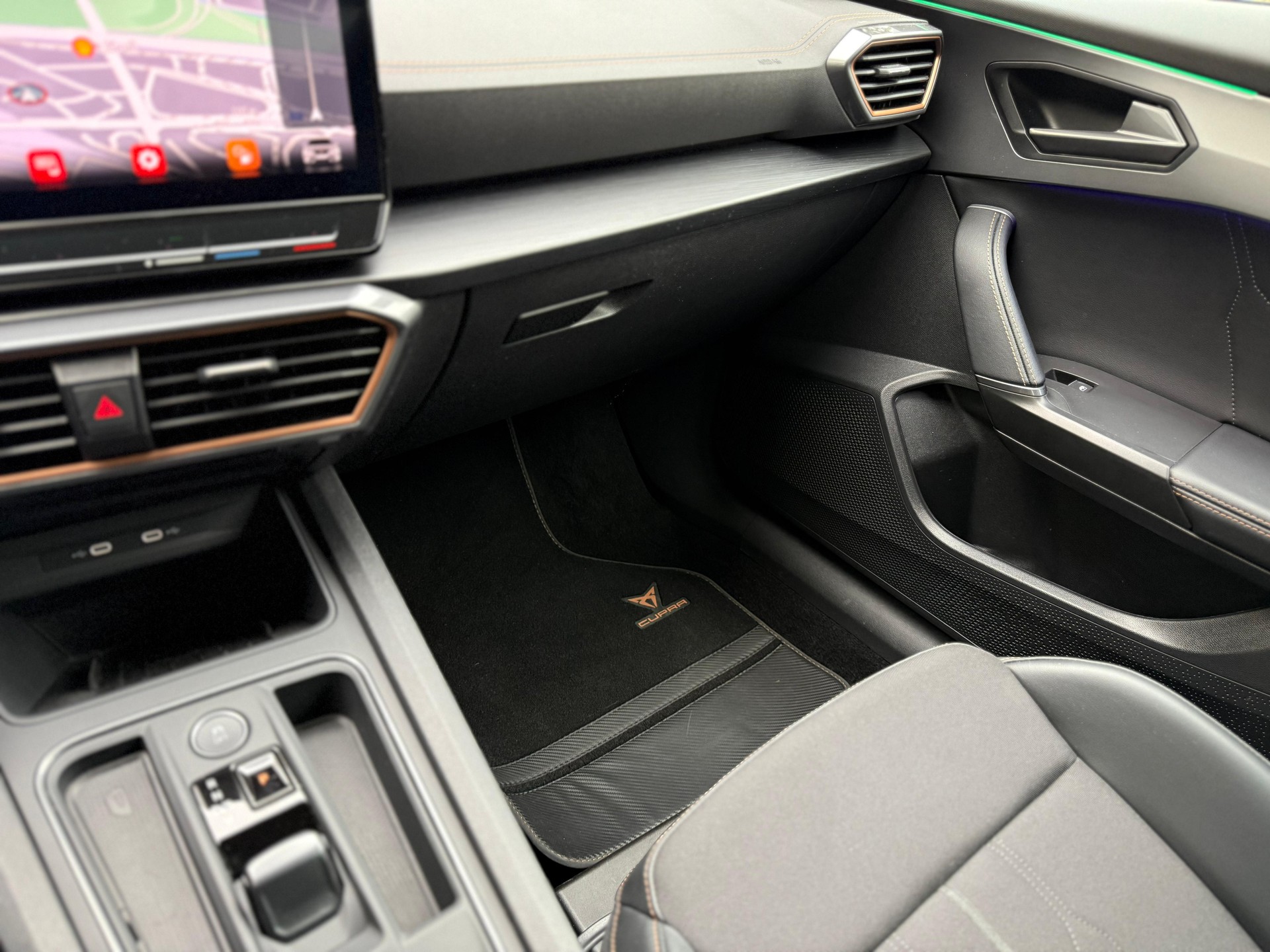 CUPRA 2.0 TSI VZ 4Drive DSG-image-5