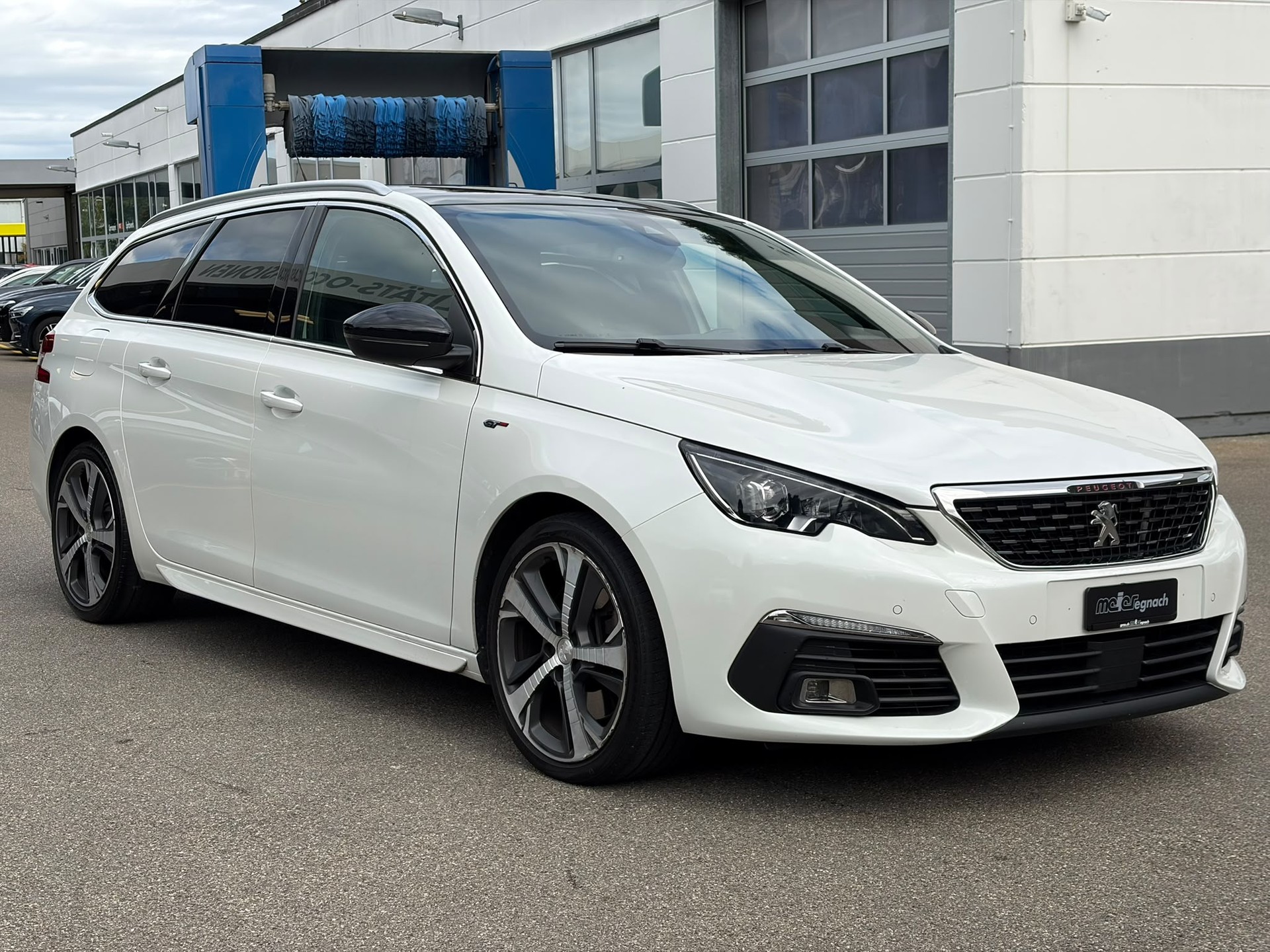 PEUGEOT 308 SW 2.0 BlueHDI GT EAT8-image-2