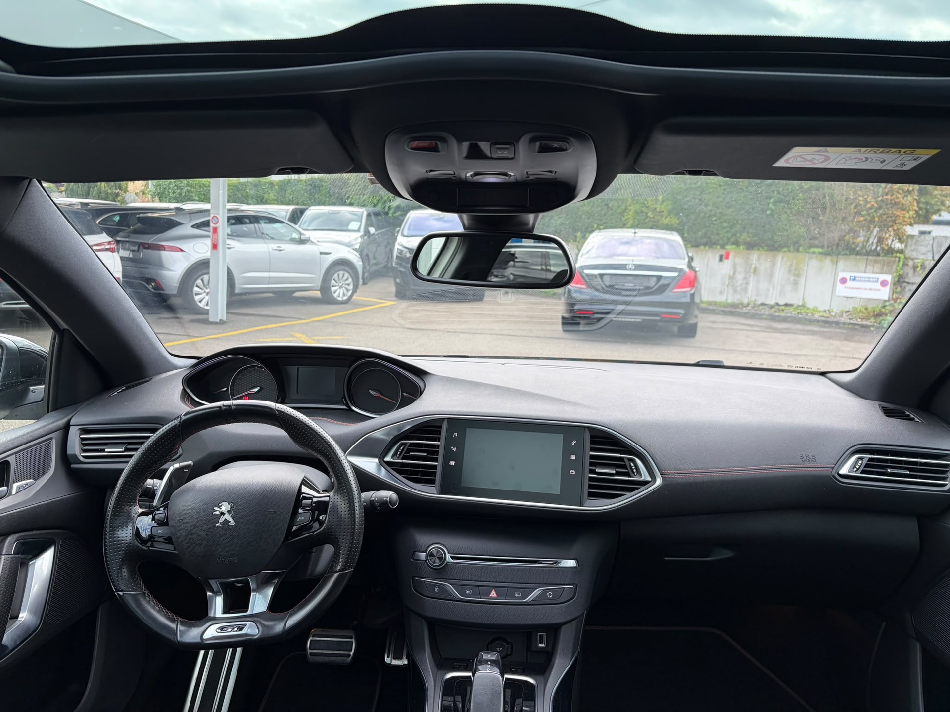 PEUGEOT 308 SW 2.0 BlueHDI GT EAT8-image-9