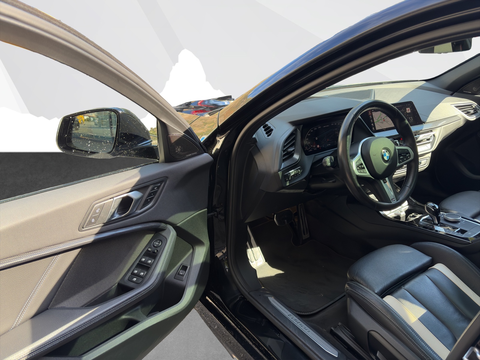 BMW M135i xDrive-image-8