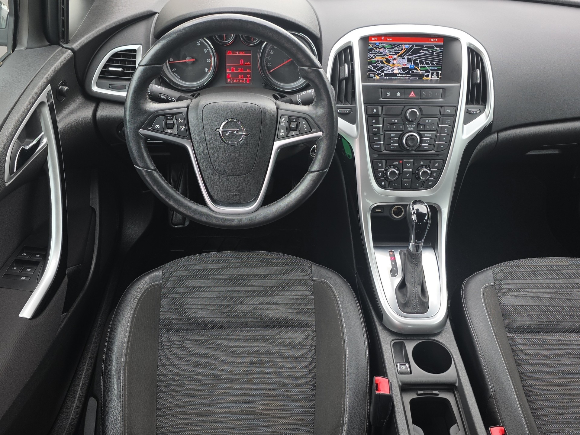 OPEL Astra 1.4i 16V Turbo Active Edition Automatic-image-11