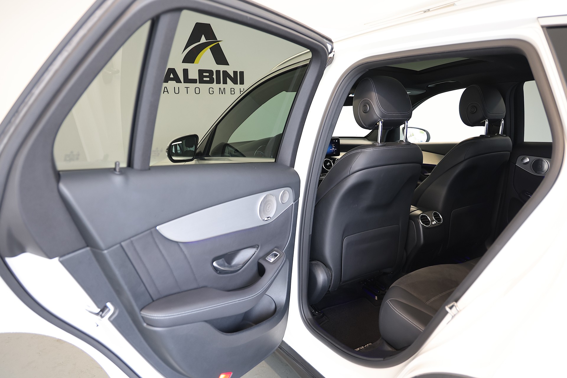 MERCEDES-BENZ GLC 220 d AMG Line 4m-image-14