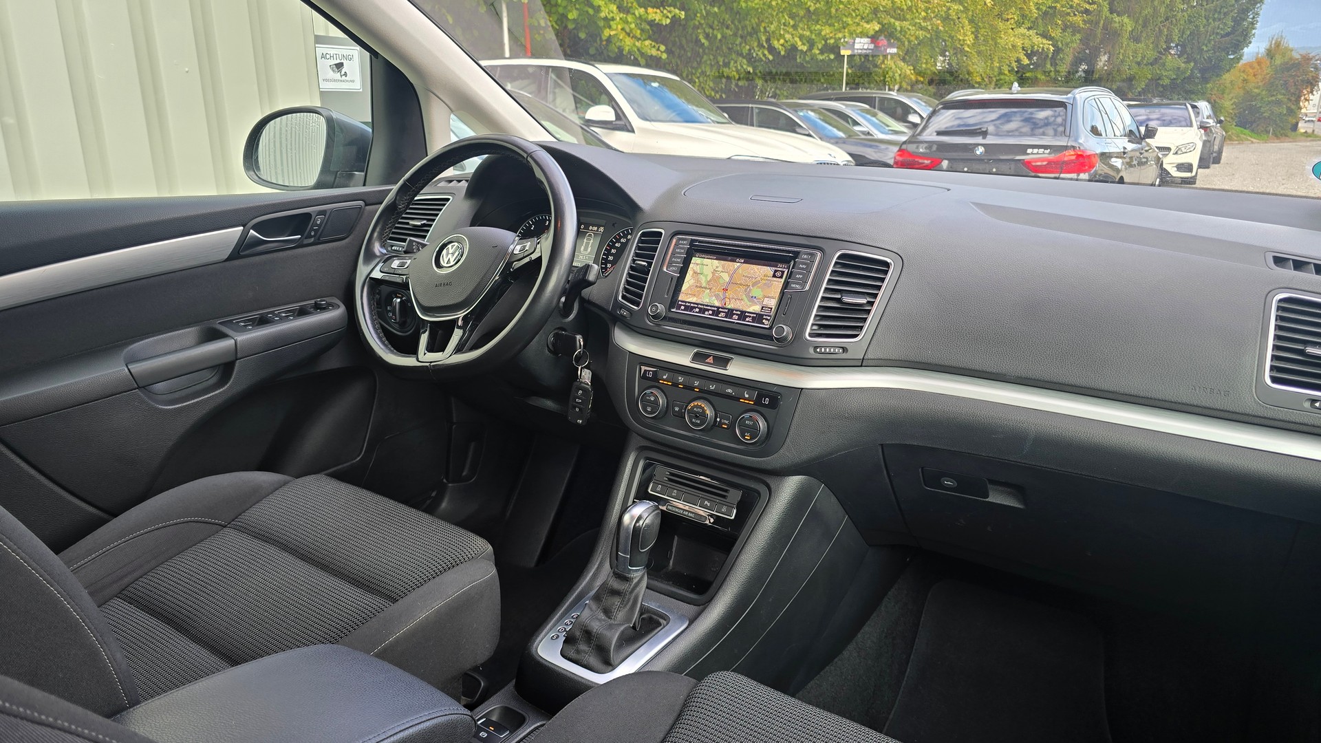 VW Sharan 2.0 TDI BMT Comfortline-image-12