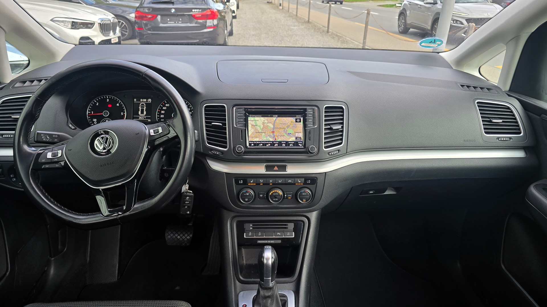 VW Sharan 2.0 TDI BMT Comfortline-image-13