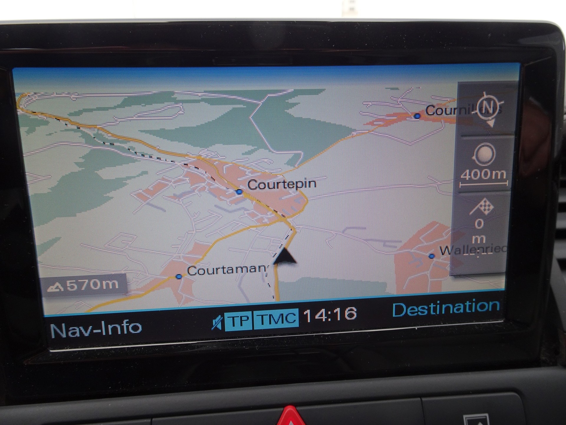 AUDI A8 4.2 FSI quattro tiptronic-image-13