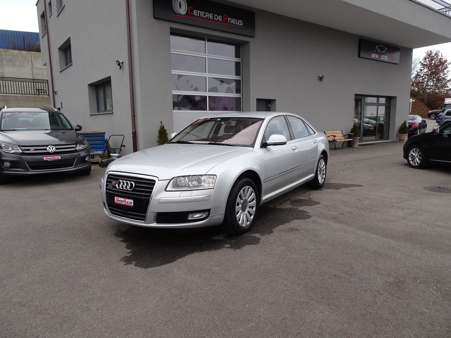 AUDI A8 4.2 FSI quattro tiptronic-image-4
