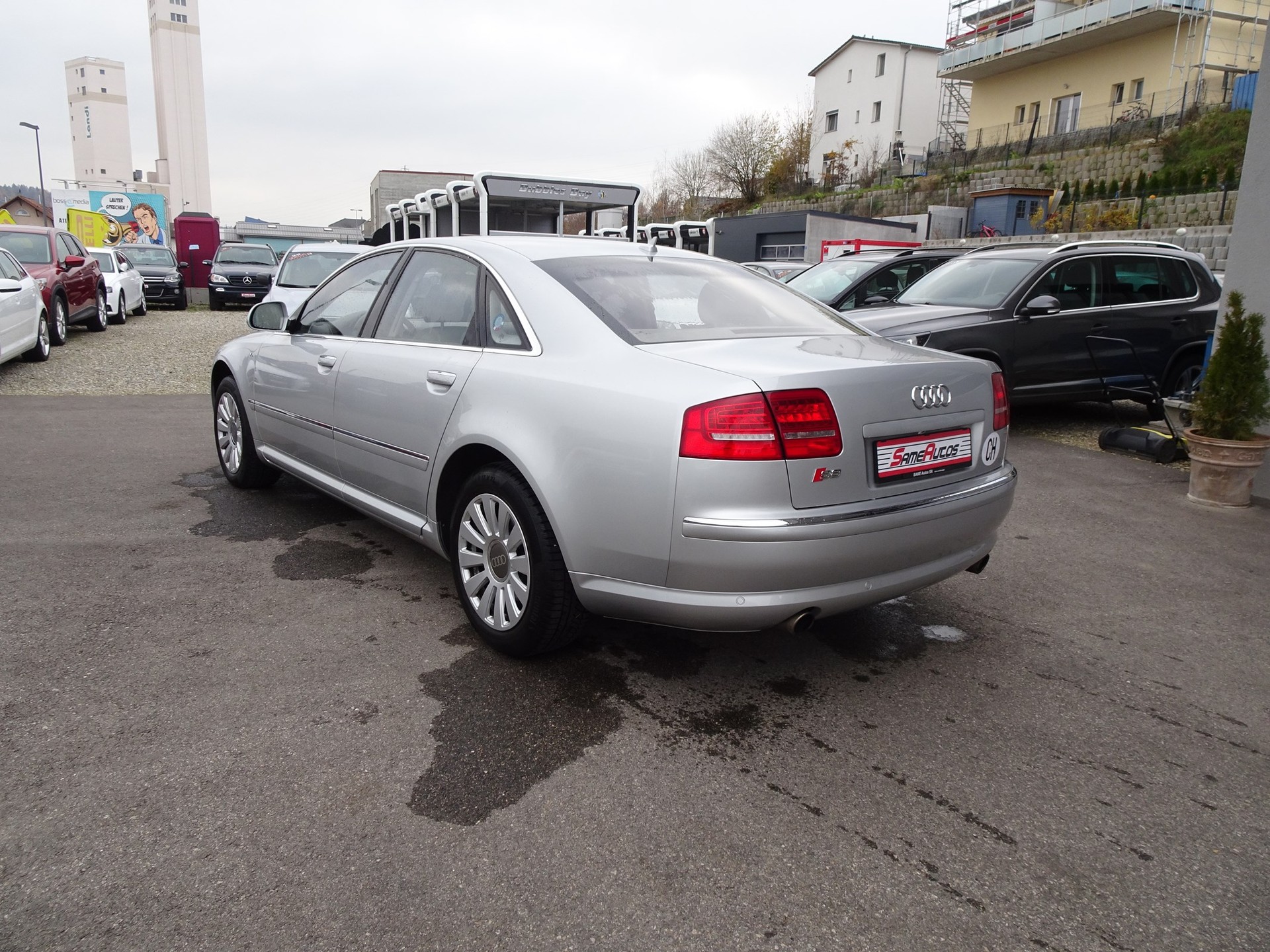 AUDI A8 4.2 FSI quattro tiptronic-image-3