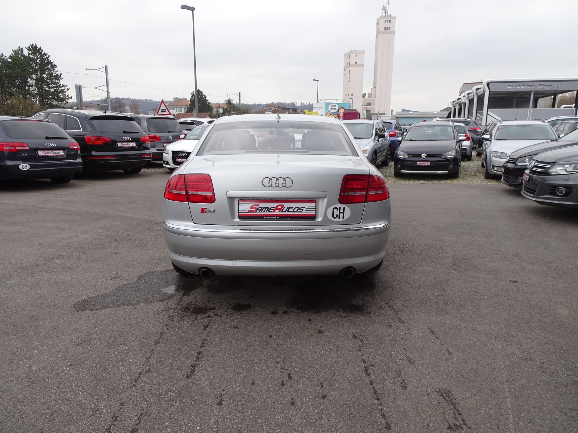 AUDI A8 4.2 FSI quattro tiptronic-image-2