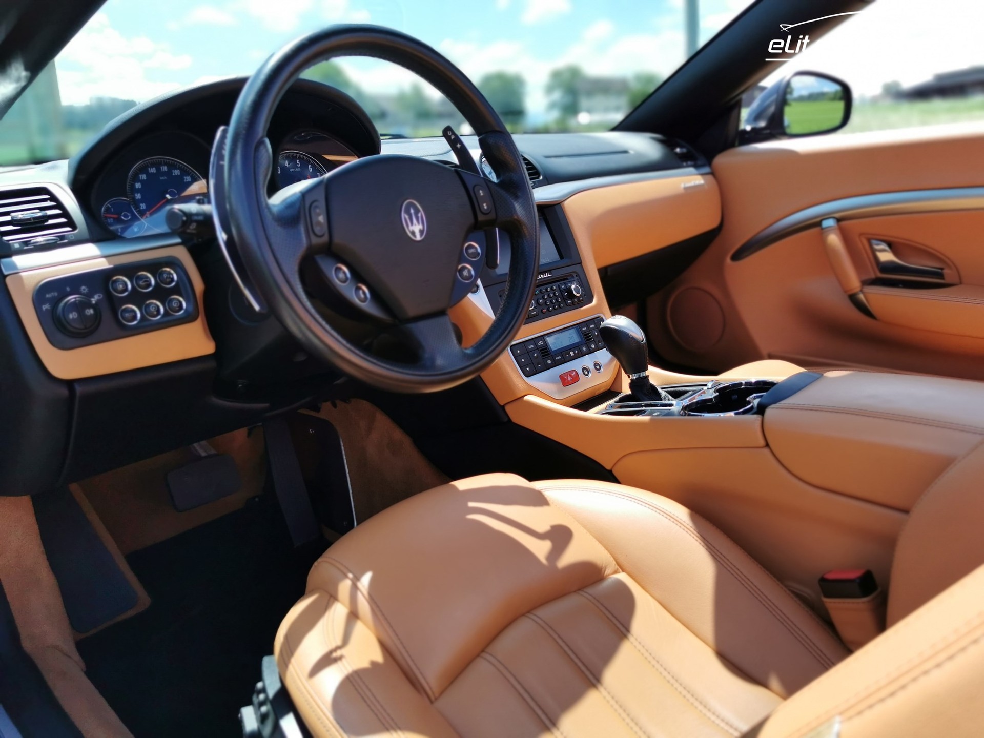 MASERATI GranCabrio Automatica-image-12
