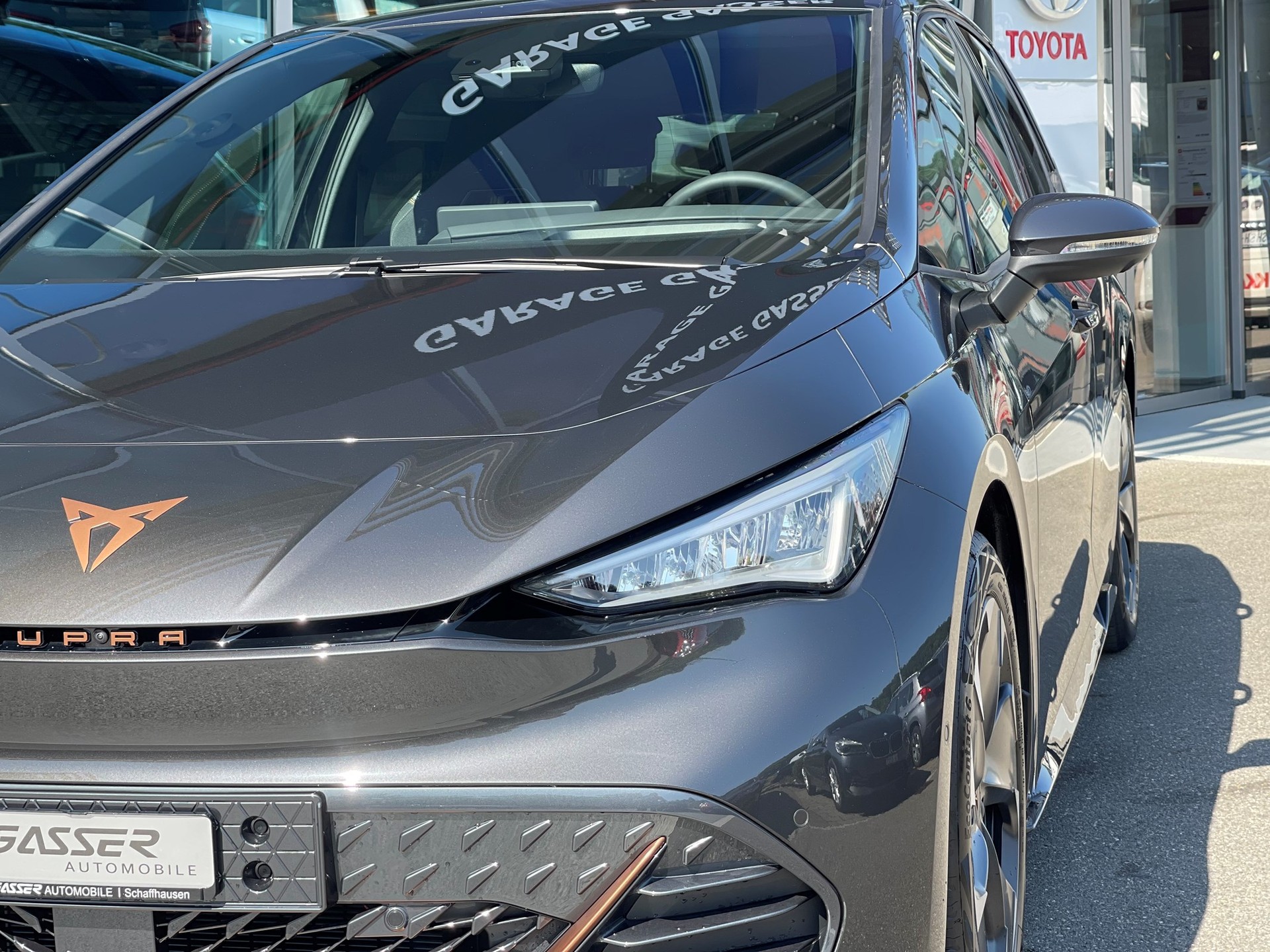 CUPRA Born 77 kWh e-Boost-image-1
