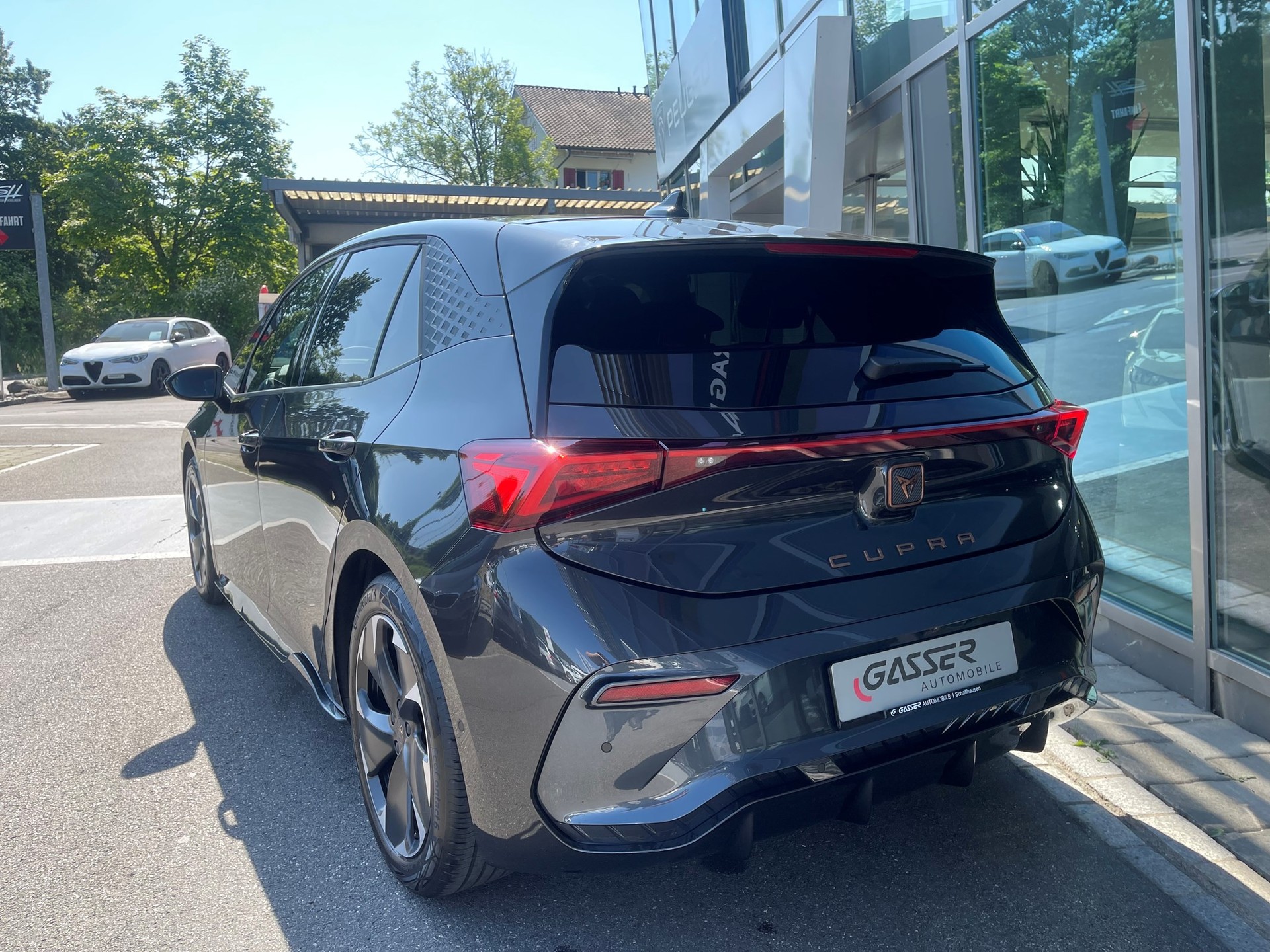CUPRA Born 77 kWh e-Boost-image-2