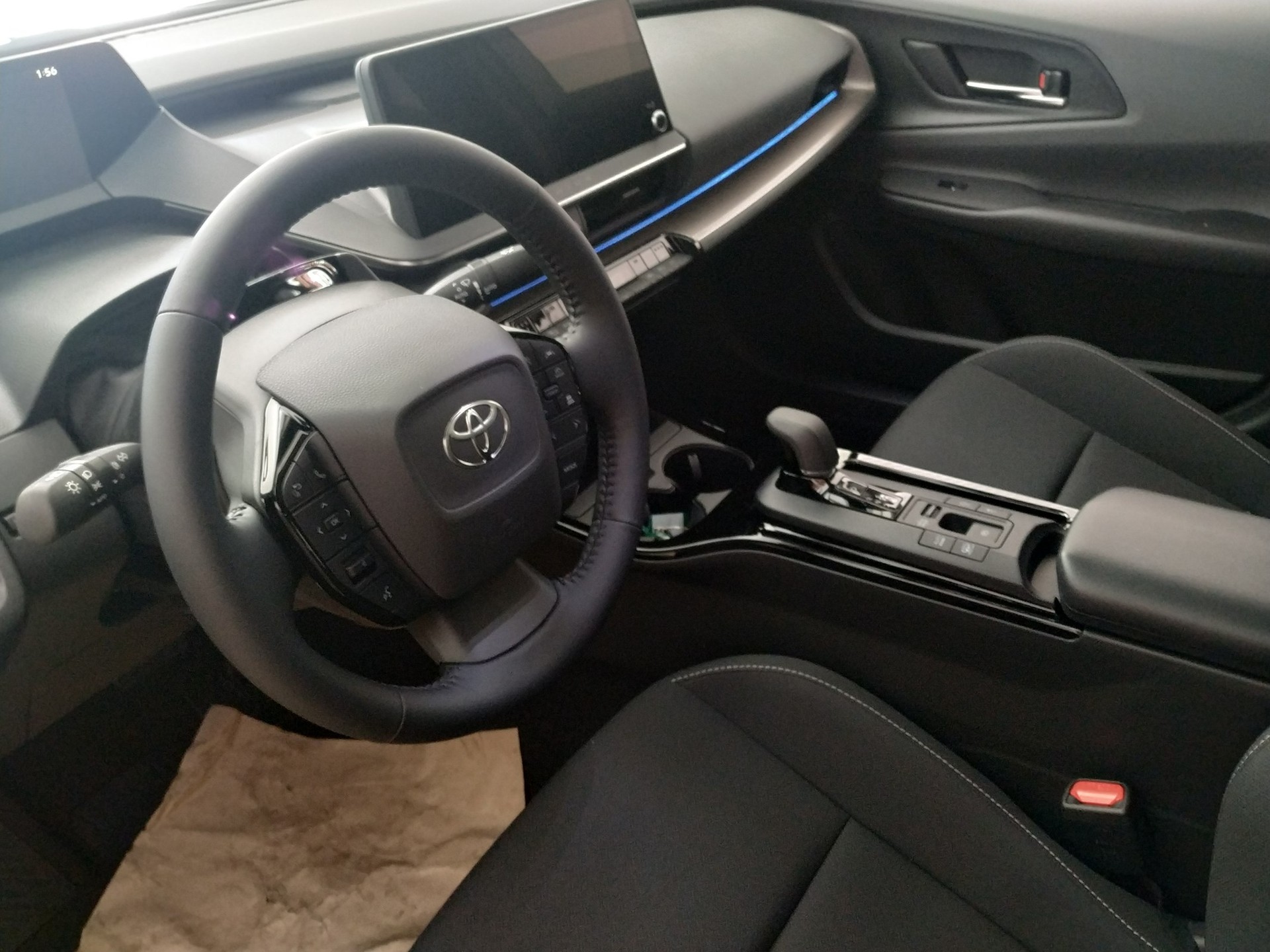 TOYOTA Prius 2.0 VVT-i Plug-in Hybrid Style-image-6