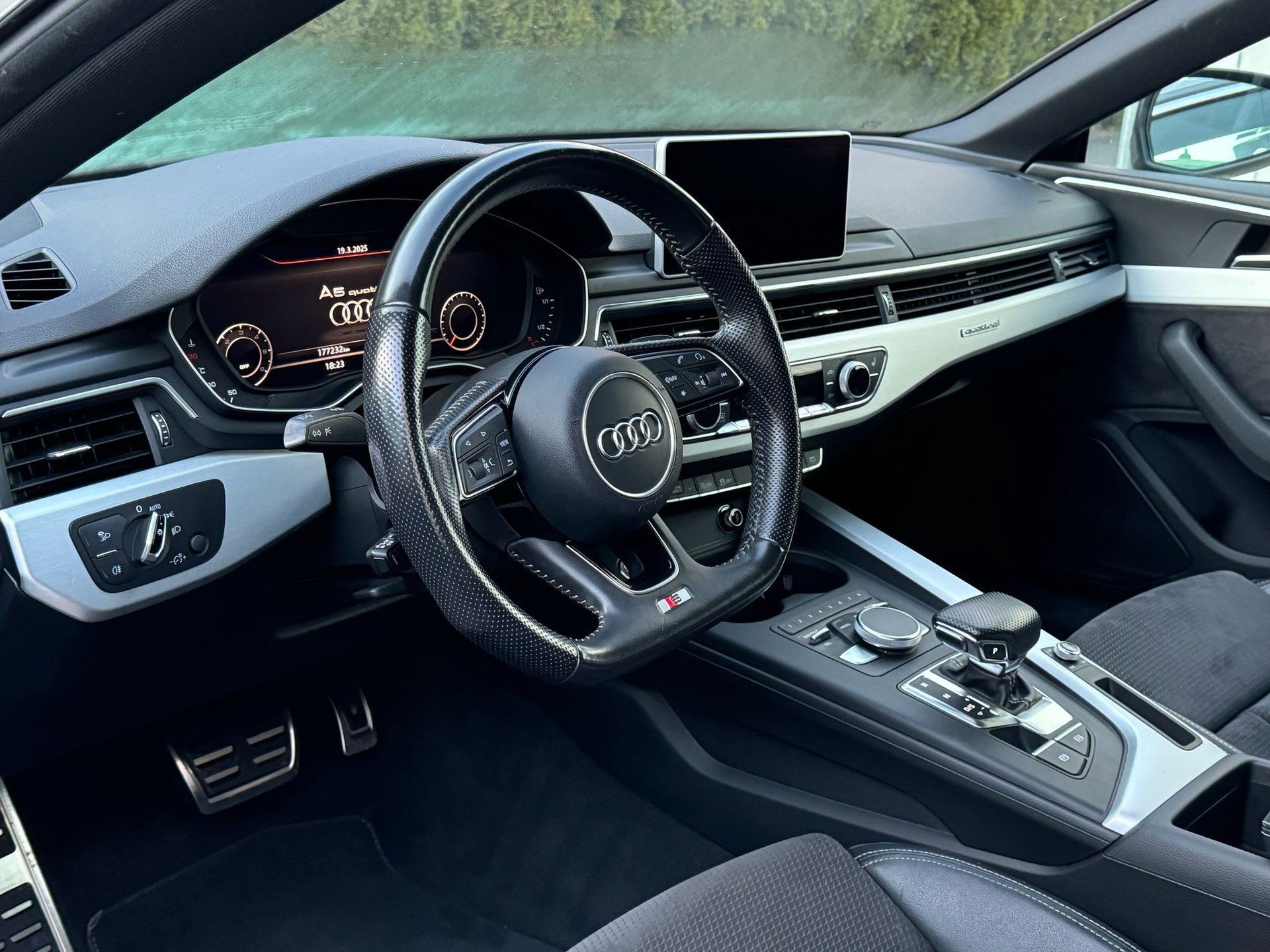 AUDI A5 Coupé 3.0 TDI quattro S-tronic-image-13
