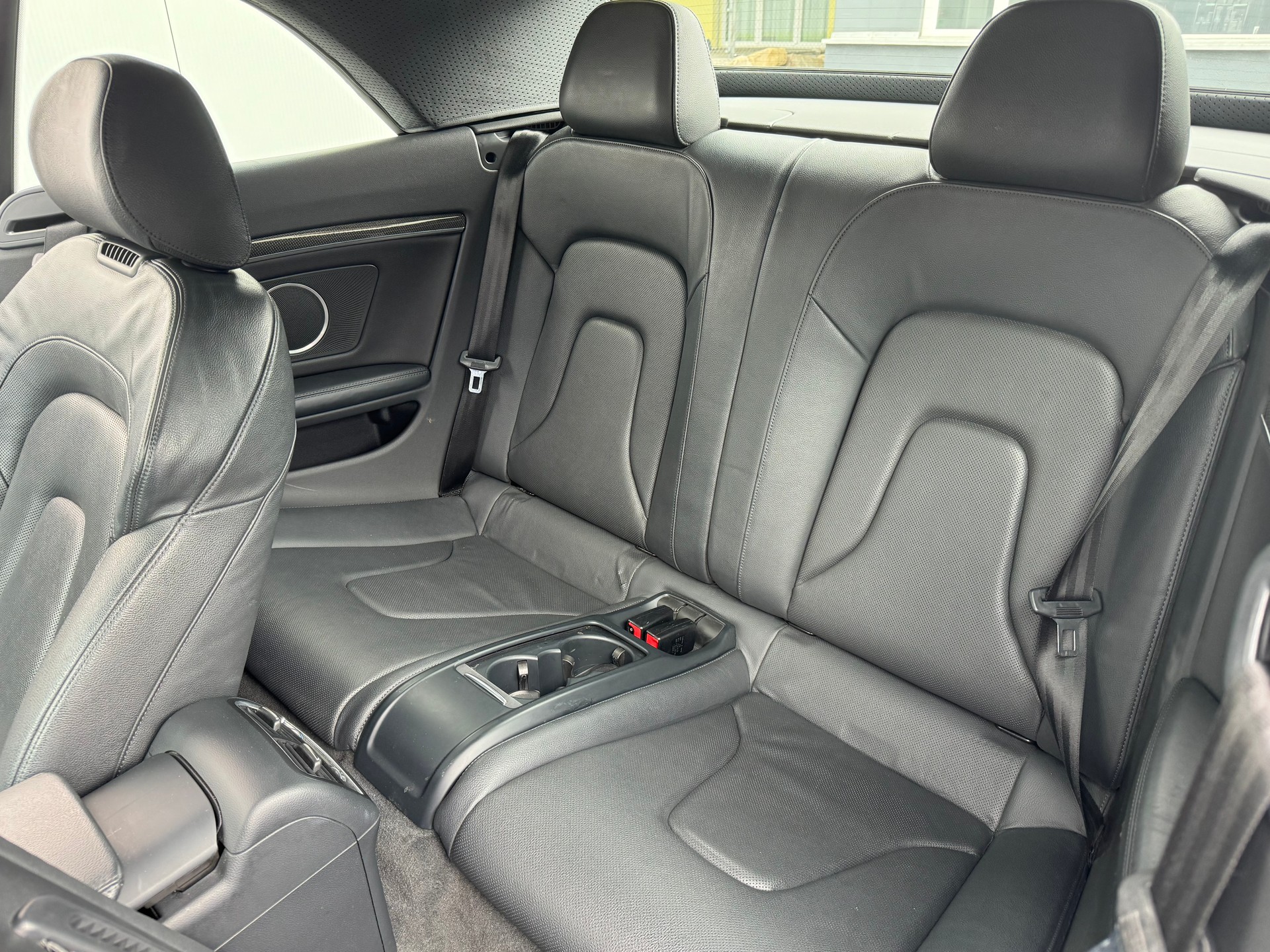 AUDI S5 Cabrio 3.0 TFSI quattro S-tronic-image-11