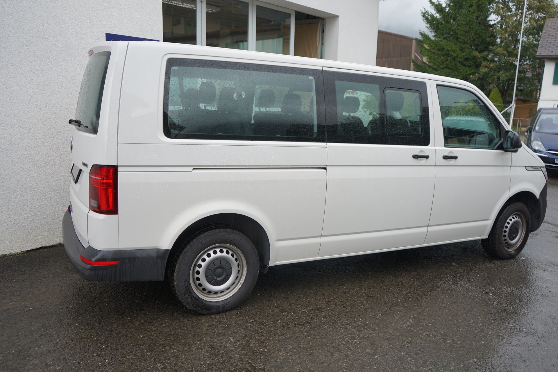 VW T6.1 2.0 TDI 4Motion-image-2